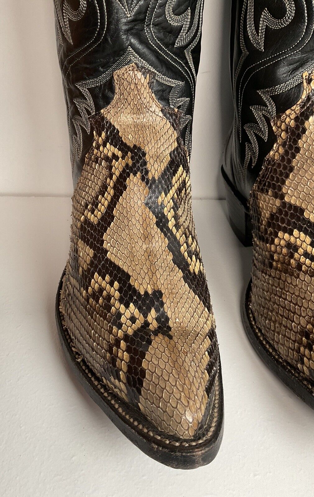 Justin Front Cut Python Snakeskin Cowboy Boots 8.5 D Triad USA Made