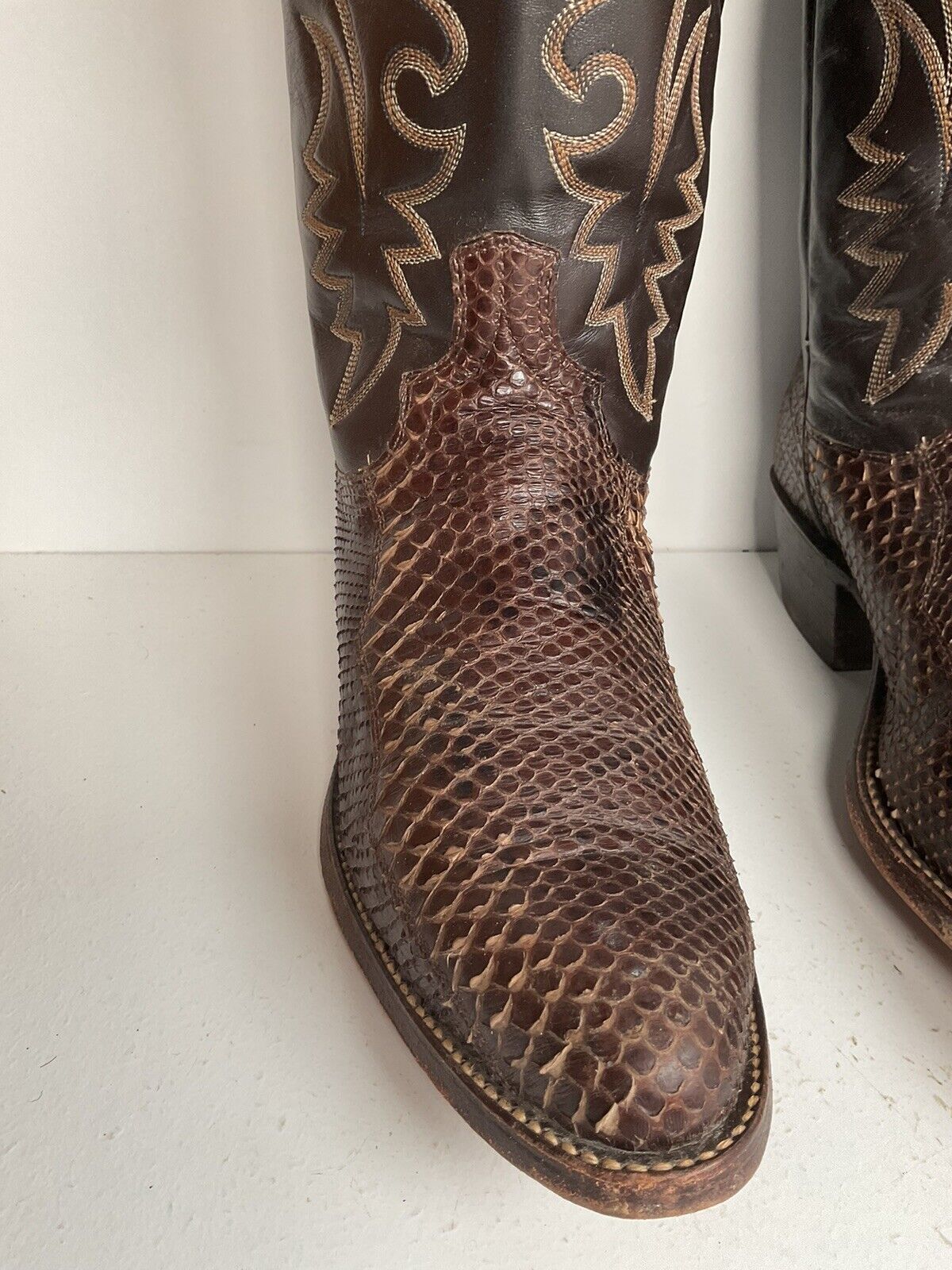 Vintage Dan Post Brown Front Cut Python Cowboy Boots 9.5 D Snakeskin USA Made