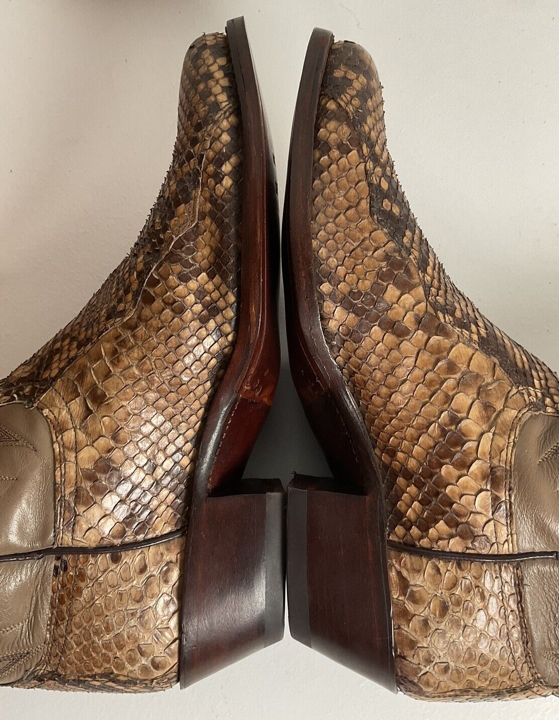 Dan Post Front Cut Python Cowboy Boots 9 D Snakeskin USA Vintage Resoled