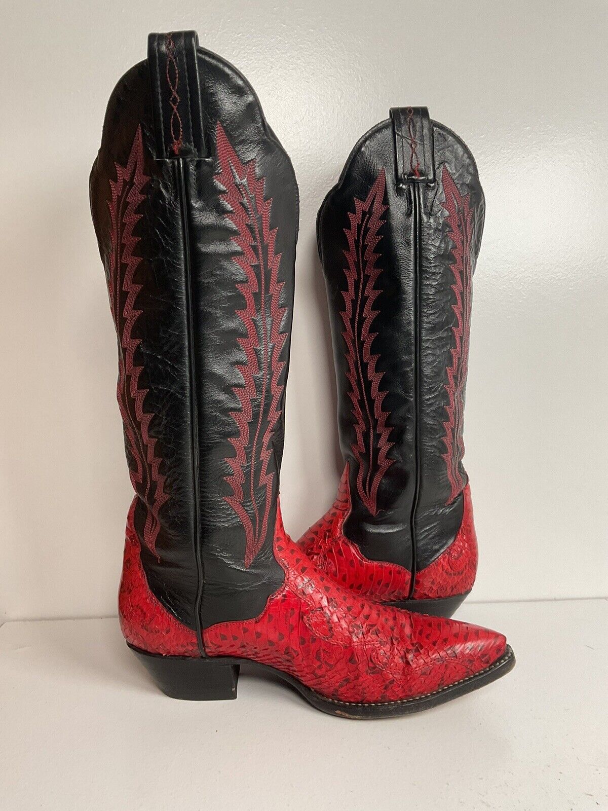 Tony Lama 15” Tall Red Snakeskin Cowgirl Boots 6 M Thieves Market