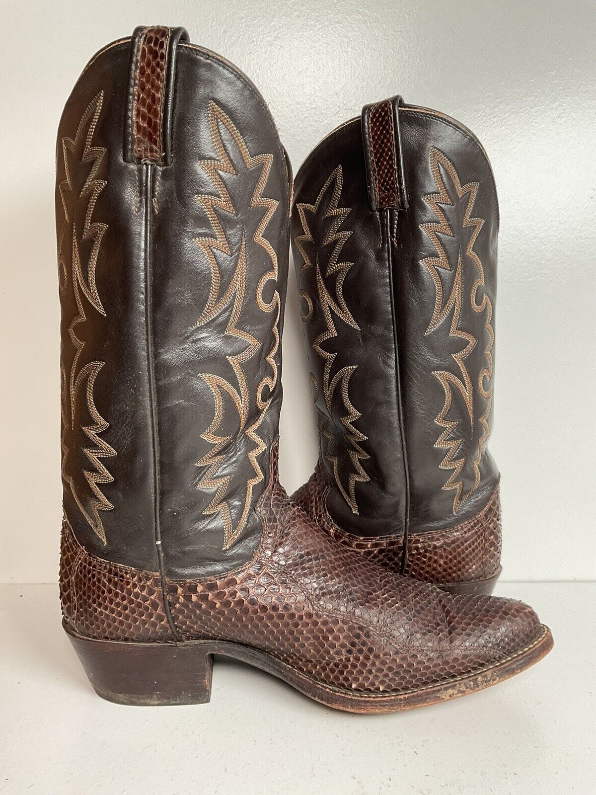 Vintage Dan Post Brown Front Cut Python Cowboy Boots 9.5 D Snakeskin USA Made