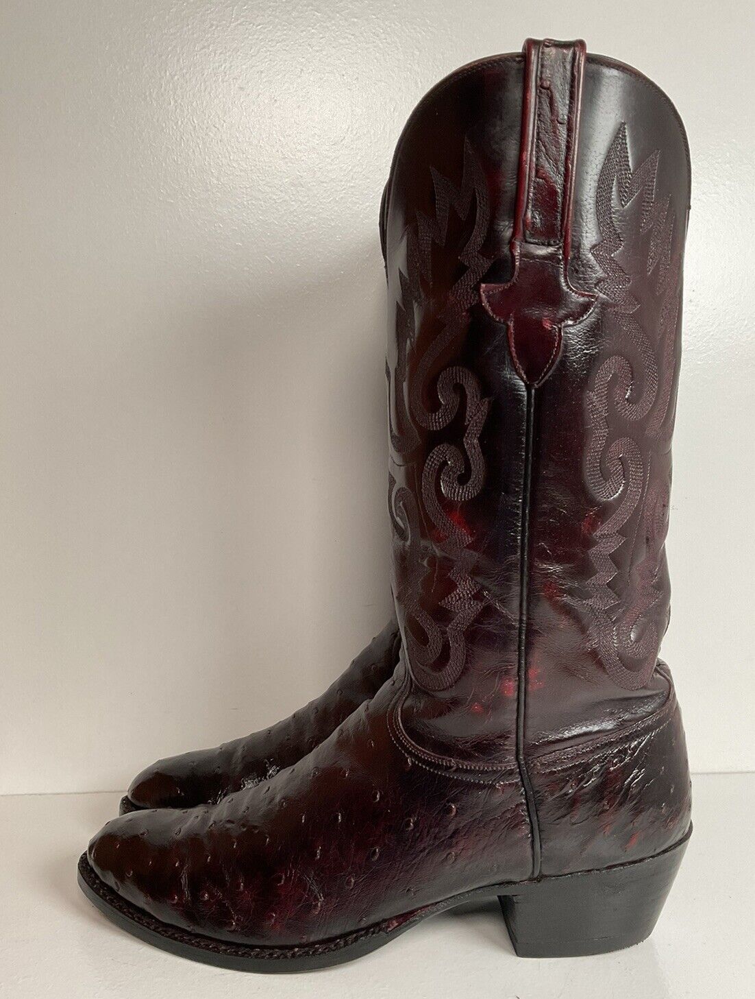 Vintage Lucchese Black Cherry Ostrich Quill Cowboy Boots 9 EE Exotic New Soles