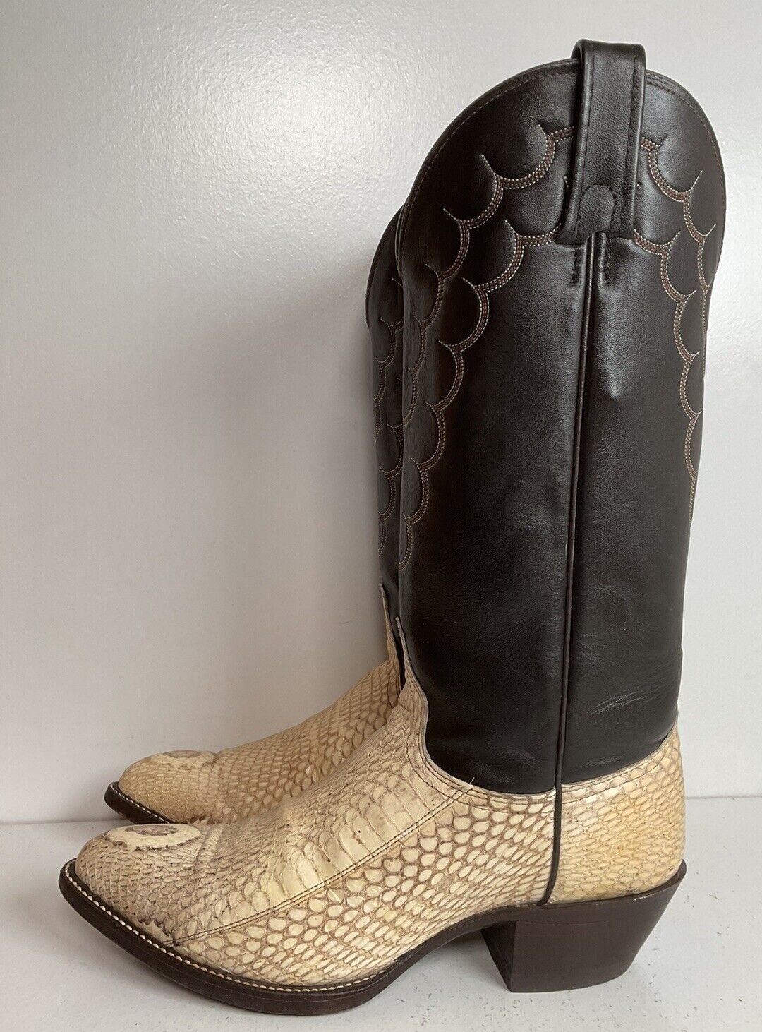 Vintage J Chisholm King Cobra Cowboy Boots 8 D Exotic Snakeskin Head Cut