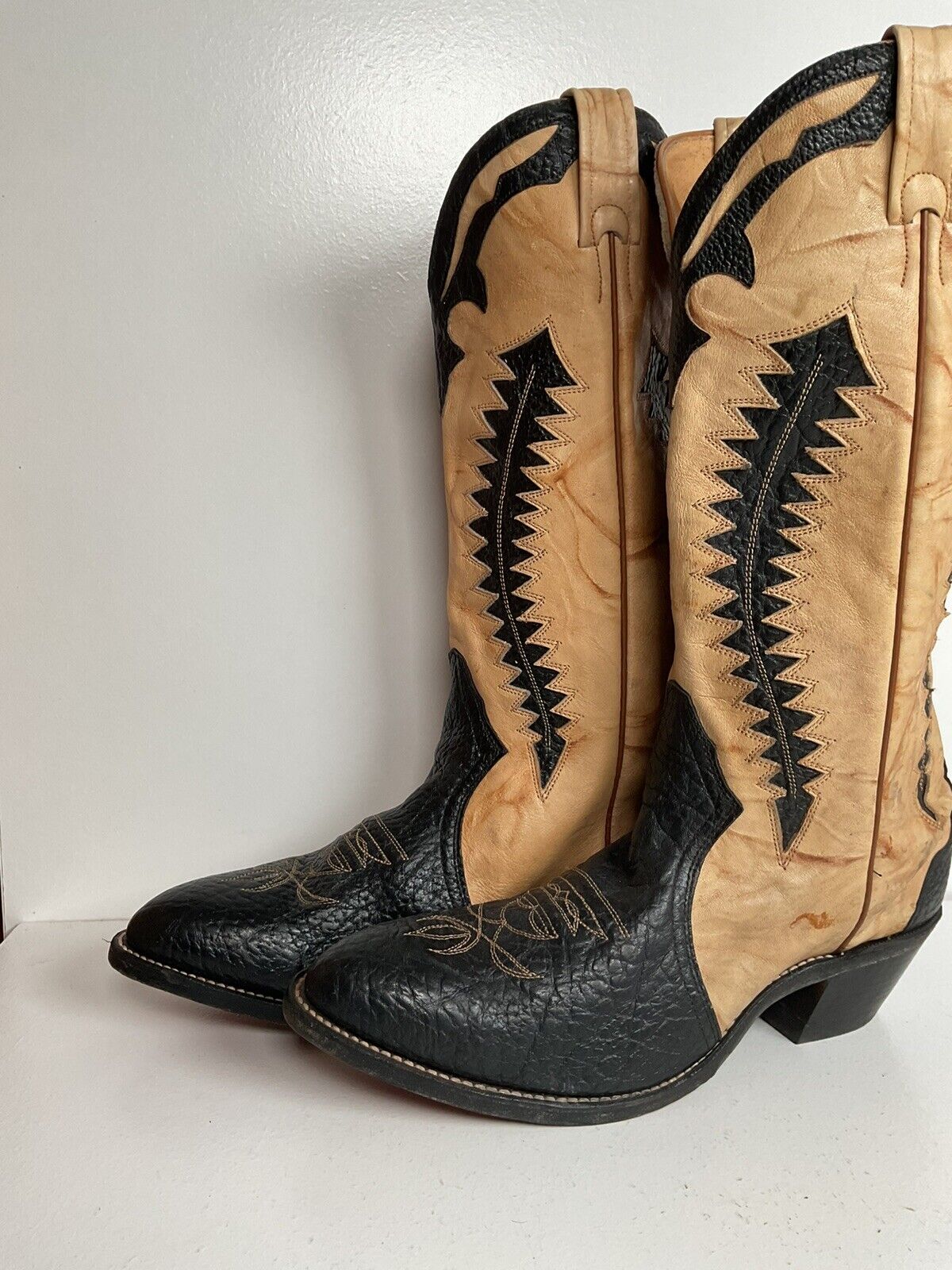 Boulet Men’s Tall Bullhide Cowboy Boots 9 E Tooled Inlay, Overlay