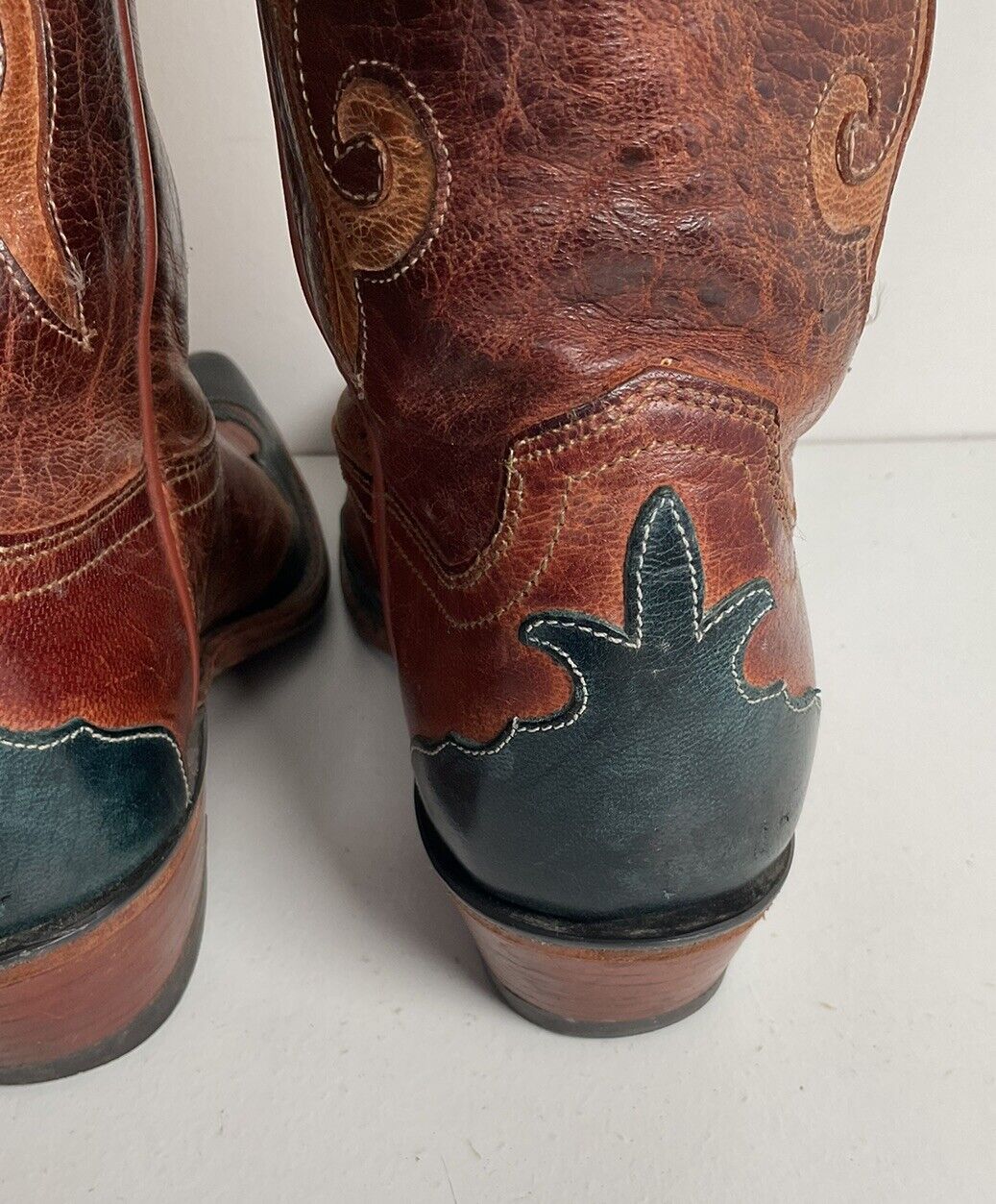 Lucchese 1883 Cowgirl Boots 8 B Dark Blue Wing Tip Overlay