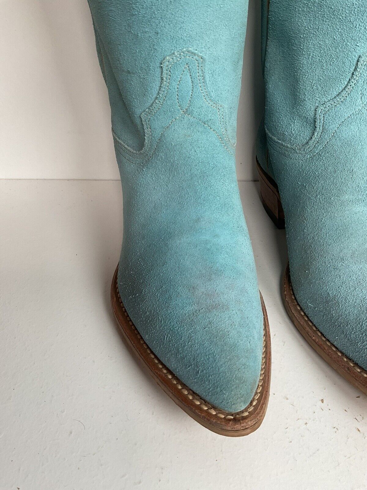 Vintage Wrangler 16.5” Rough Out Suede Cowgirl Boots 6.5 M Fringe Powder Blue