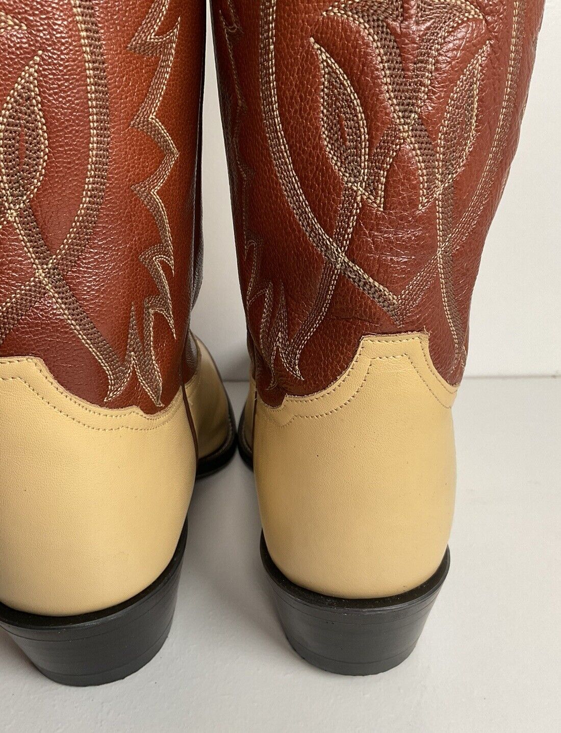 Vintage Tony Lama Wingtip Cowboy Boots 9 EE Urban Cowboy Style