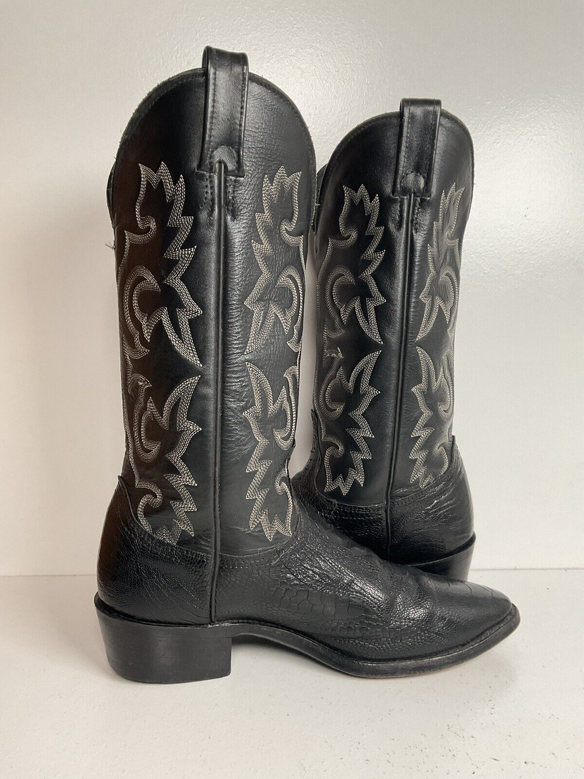 Vintage J Chisholm Exotic Ostrich Leg Cowboy Boots 9 D Classic Black USA Made