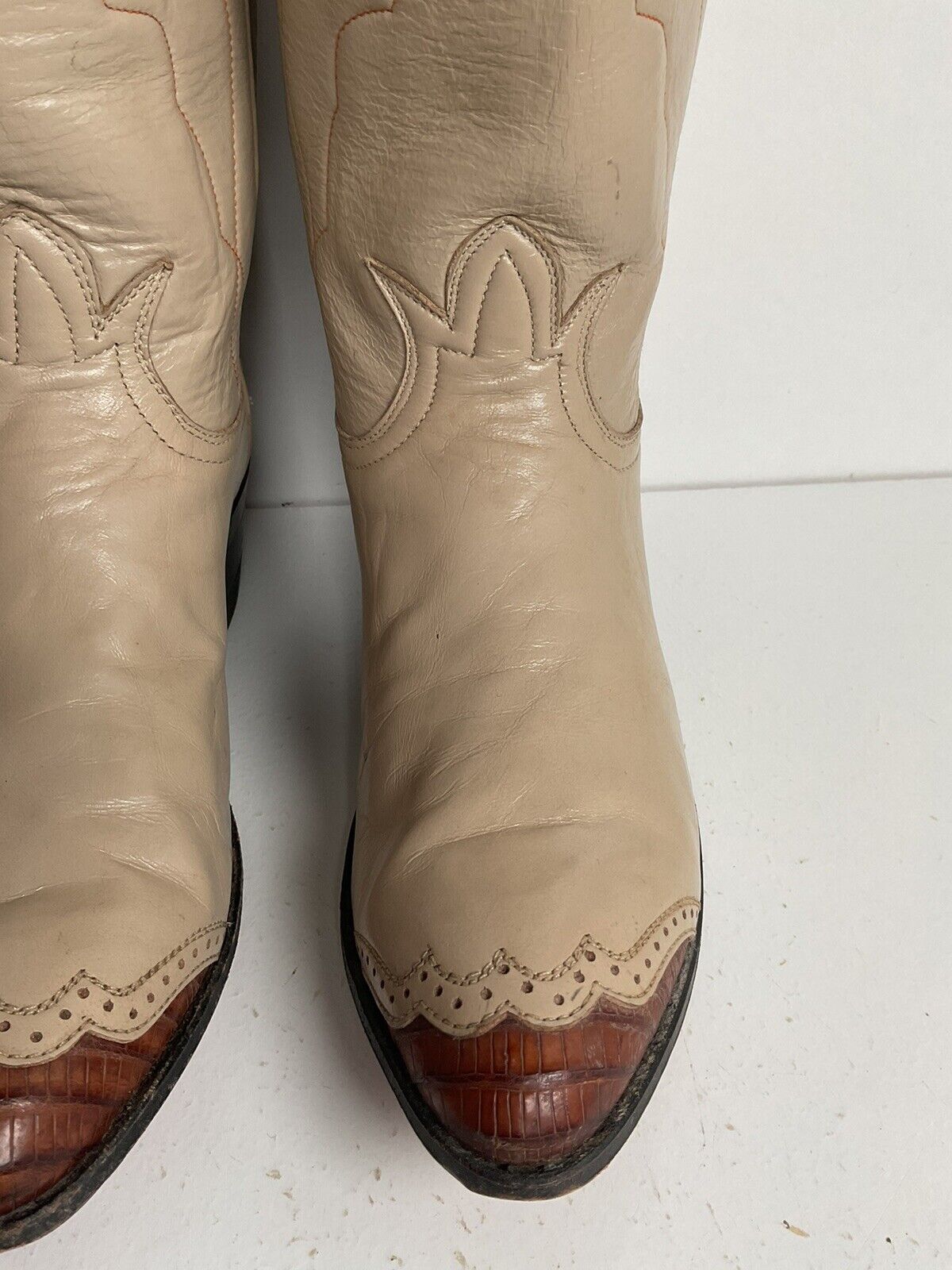 Vintage Tony Lama Lizard Wingtip Cowgirl Boots 5.5 A Creme Leather