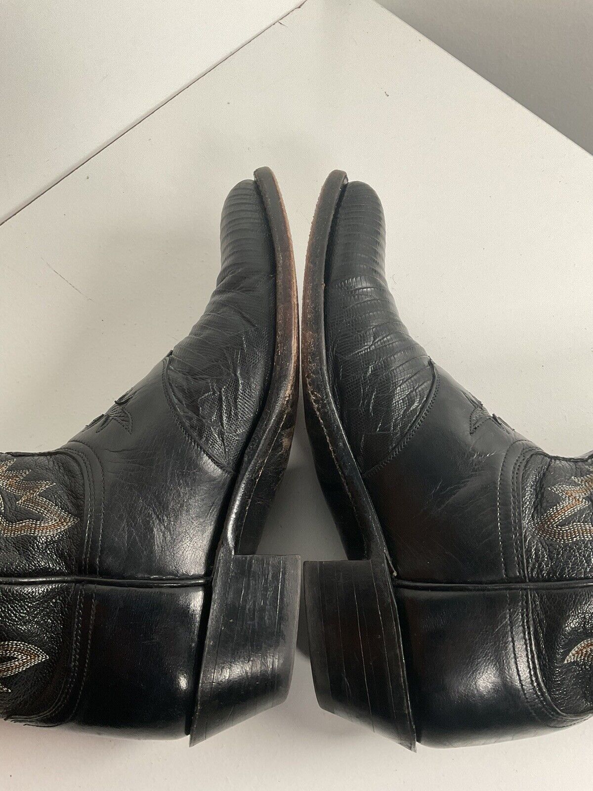 Lucchese 1883 Black Leather Cowgirl Boots 10 B Tooled Lizard Inlay