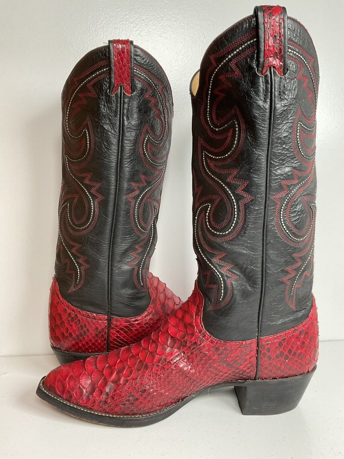 Vintage Larry Mahan Cherry Red Python Snakeskin Cowboy Boots 9.5 D Back Cut