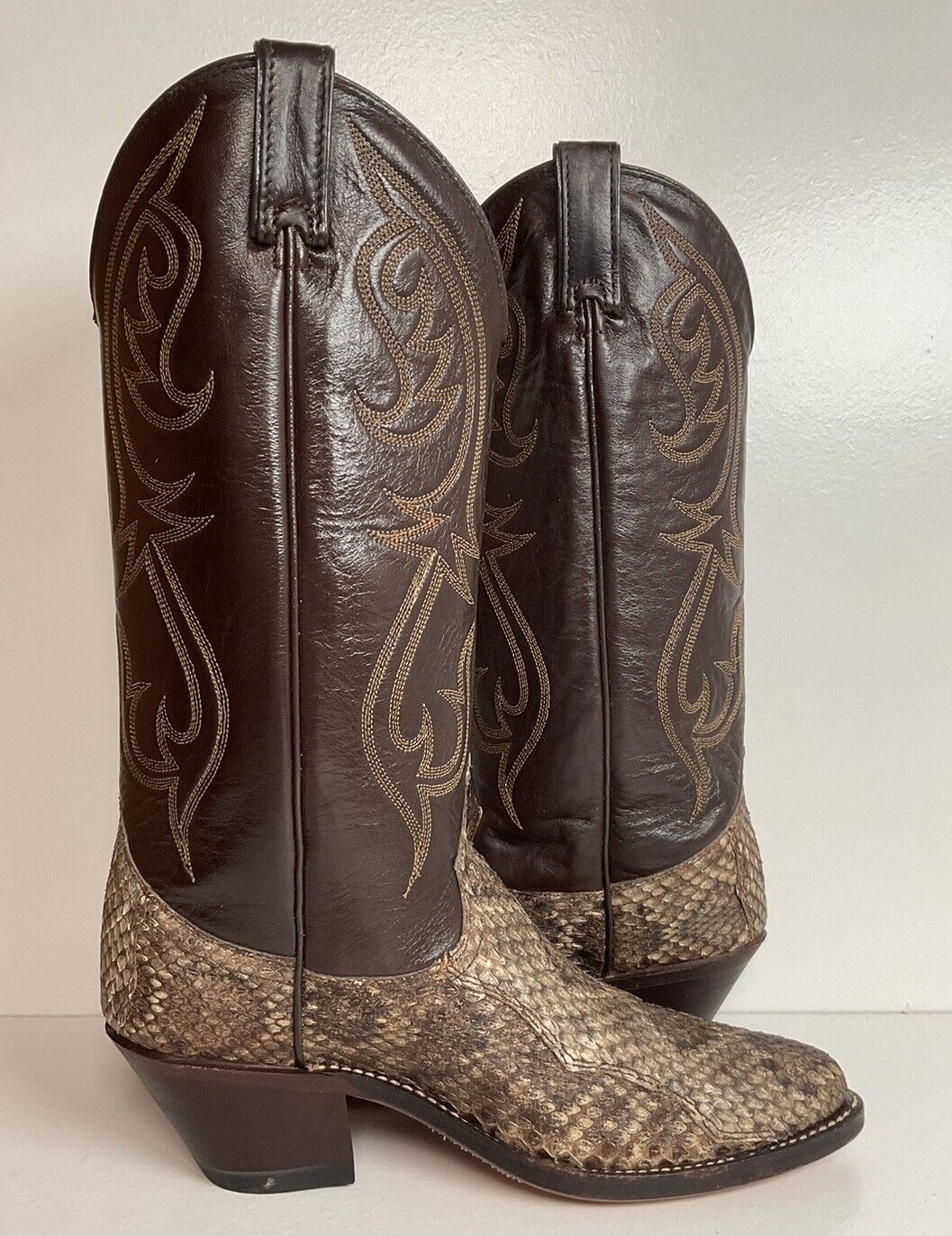 Vintage Dingo Acme Diamondback Rattlesnake Cowboy Boots 8 D USA Made Snakeskin