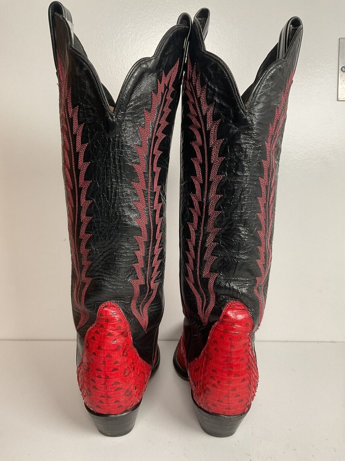 Tony Lama 15” Tall Red Snakeskin Cowgirl Boots 6 M Thieves Market