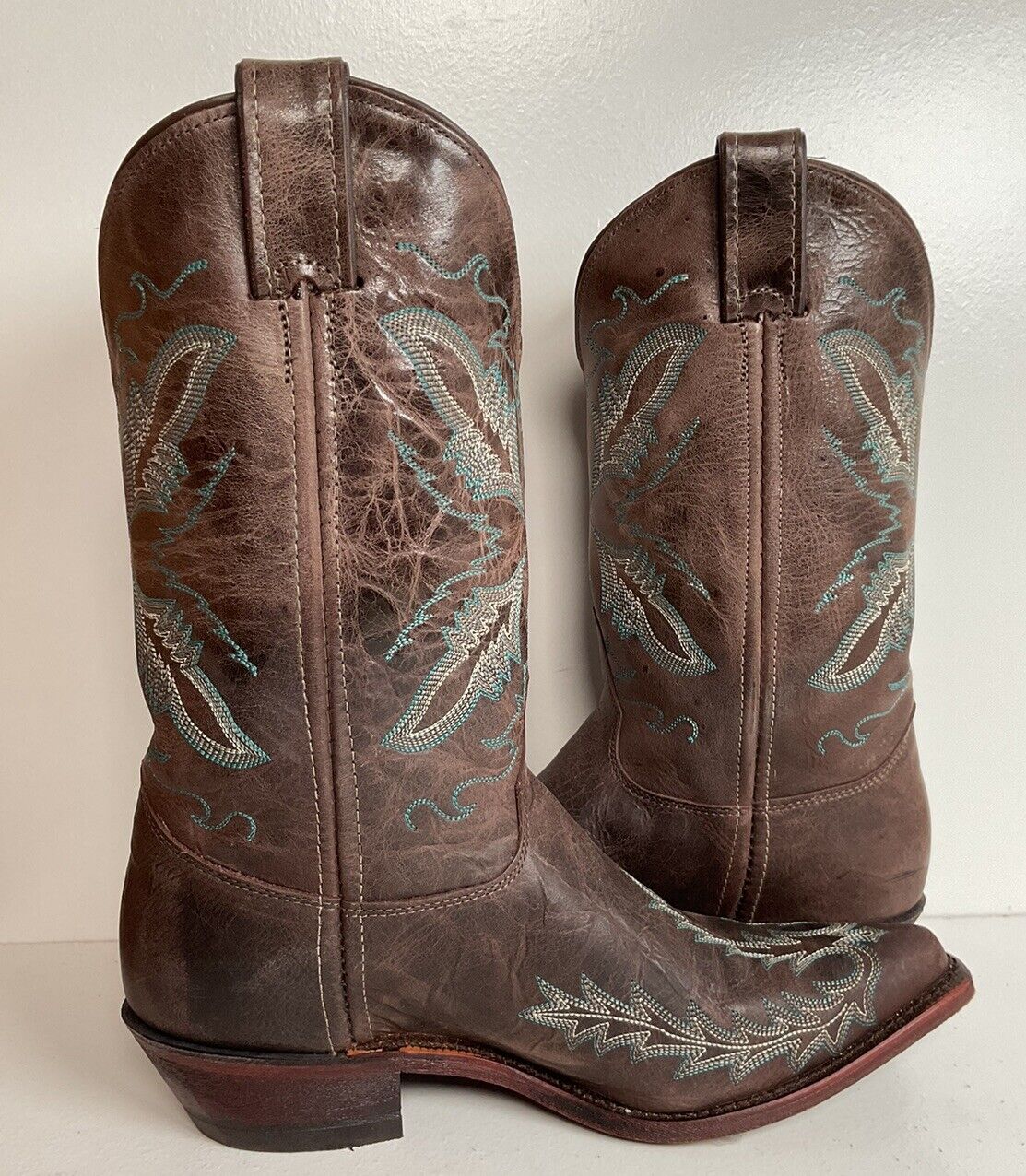 Justin Women’s Bent Rail Cowgirl Boots 9 B Distressed Chocolate Puma