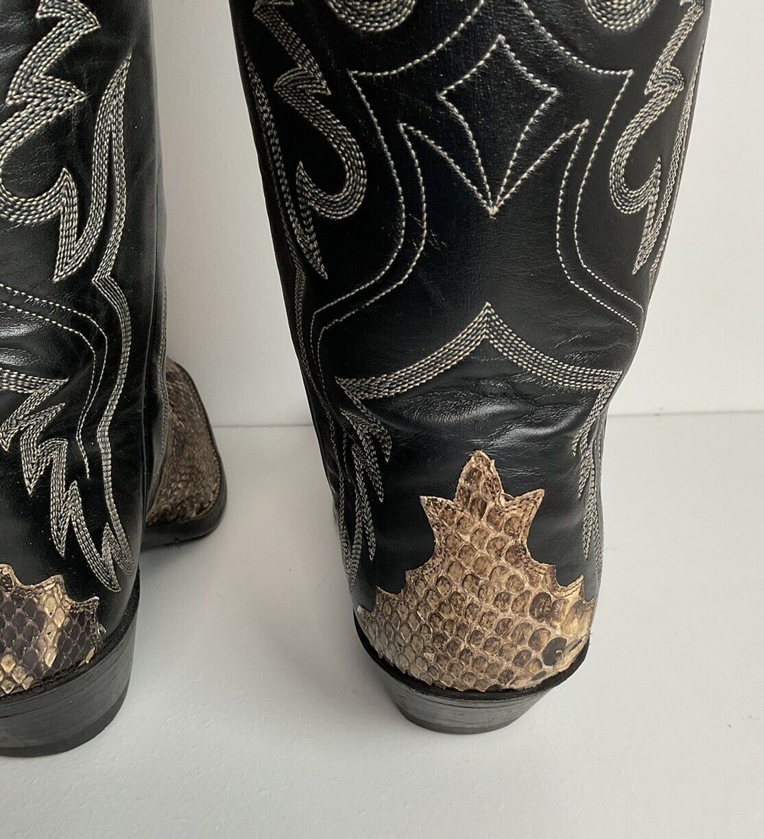 Justin Front Cut Python Snakeskin Cowboy Boots 8.5 D Triad USA Made