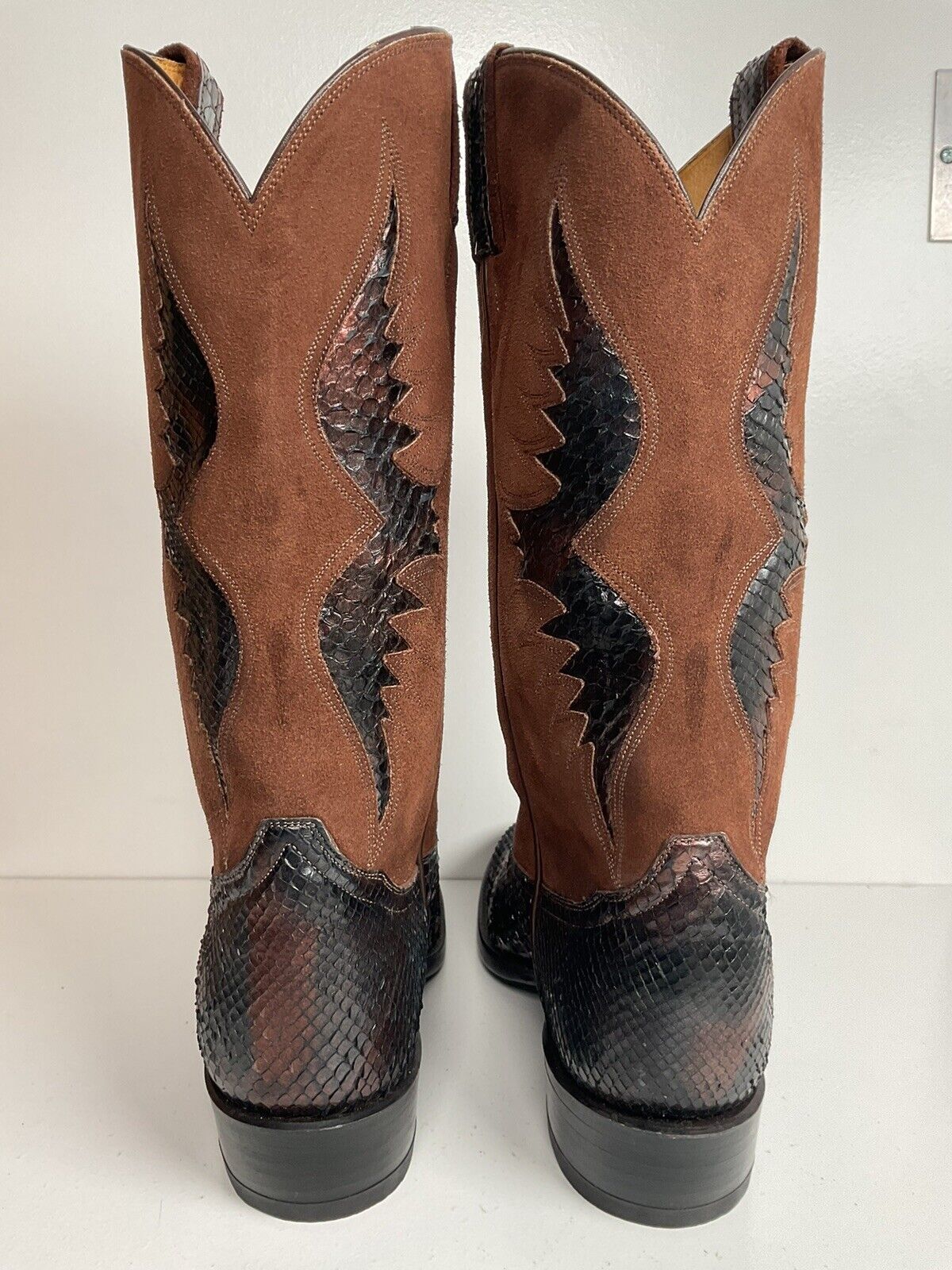 Vintage Tony Lama Exotic Anaconda Snakeskin Cowboy Boots 10.5 B Gold Label