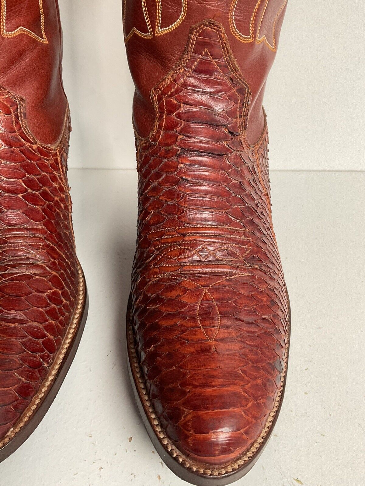 Vintage Dan Post Spain Cowgirl Boots 7.5 A Tooled Snakeskin Inlay