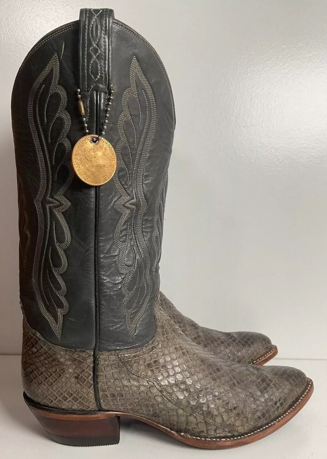 Tony Lama Exotic Anaconda Snakeskin Cowboy Boots 9 D Gold Label Recraft