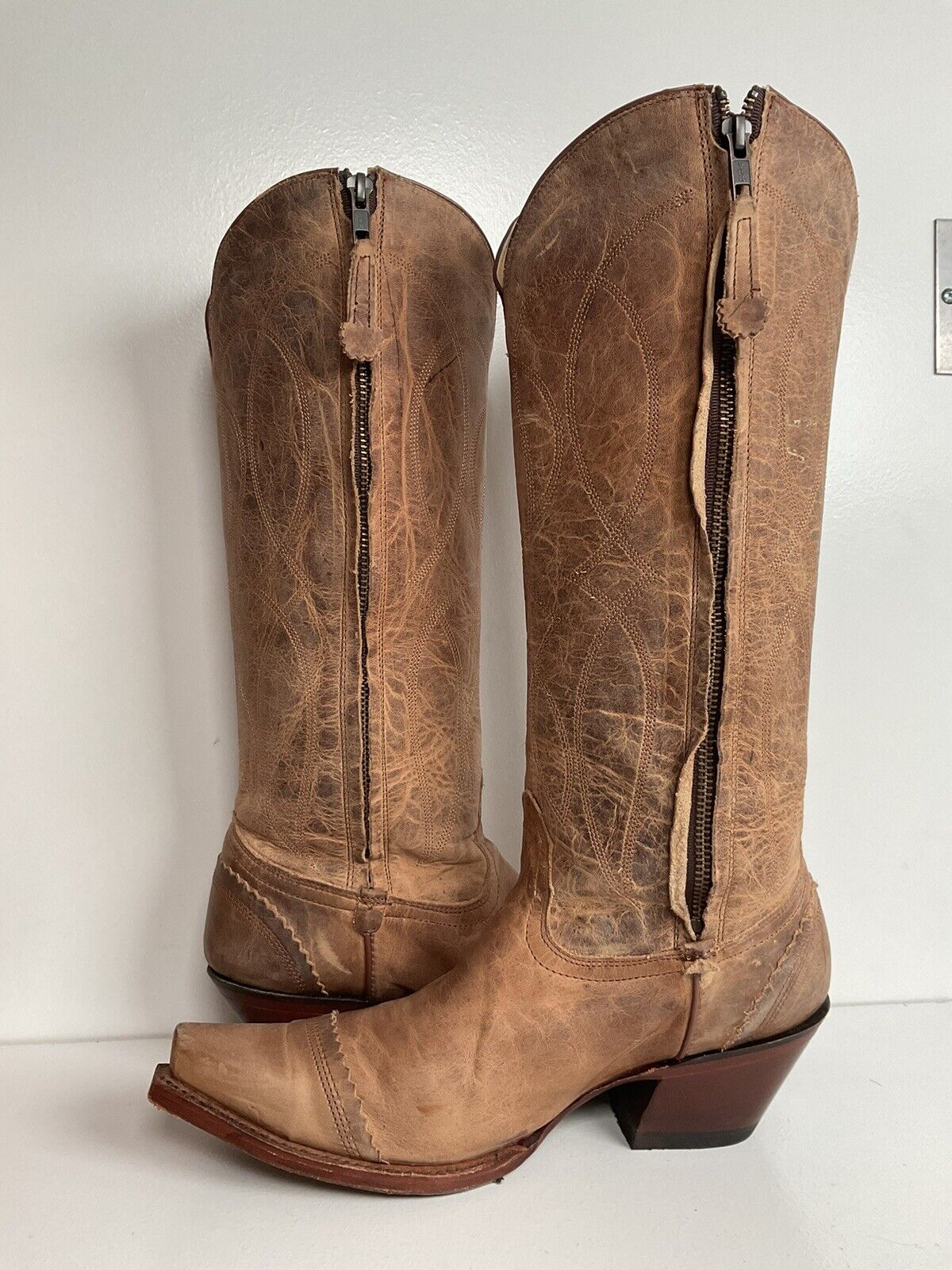 Tony Lama Women’s 16” Tall Latigo Western Boots 9 B Distressed Leather