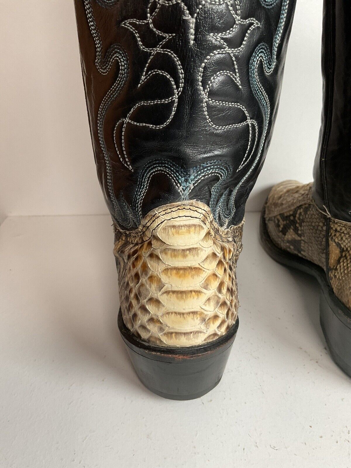 Vintage Abilene Back Cut Python Cowboy Boots 10 D USA Snakeskin