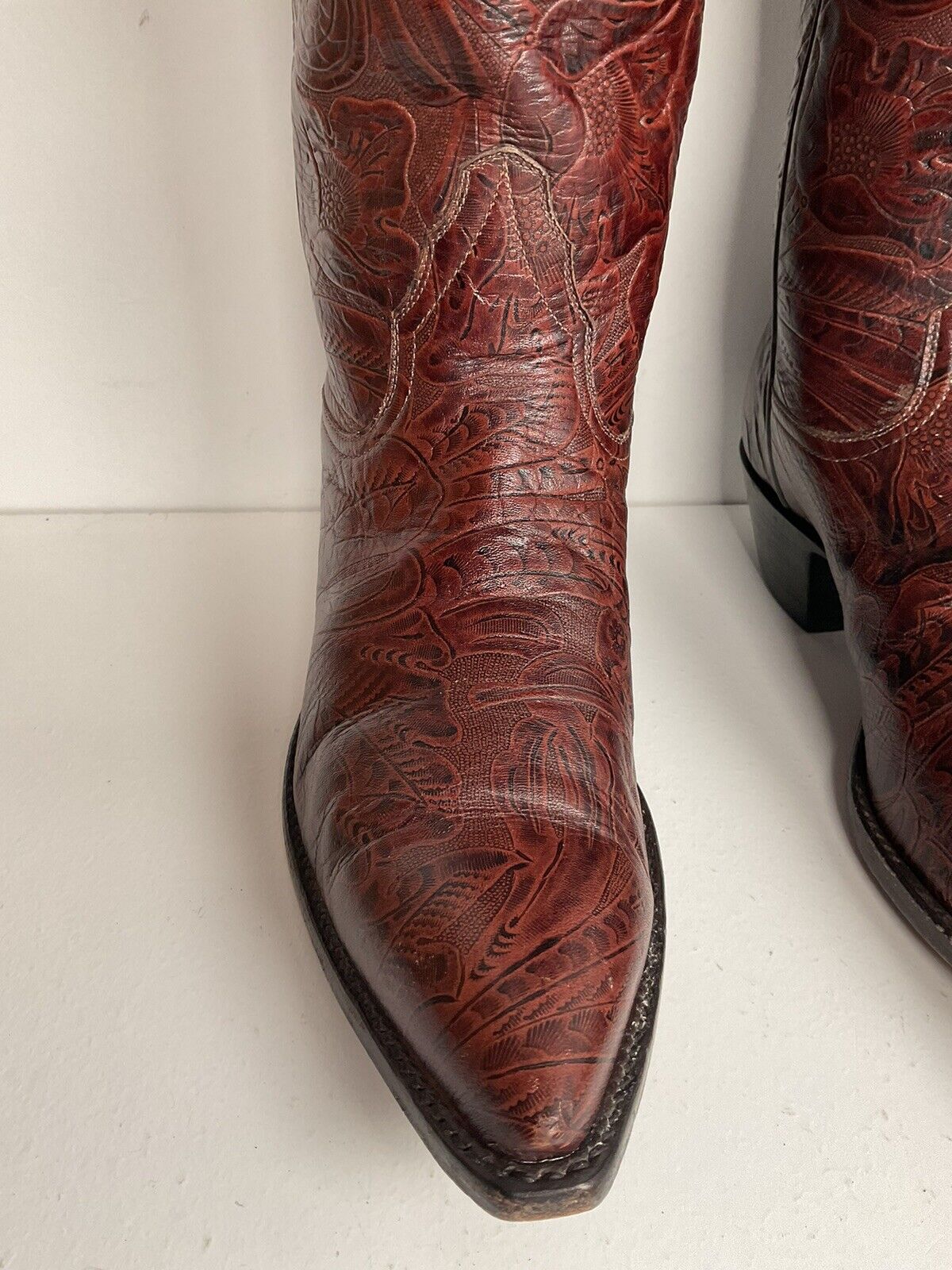 Vintage Larry Mahan Tooled Cowgirl Boots 7 B Mahogany Brown