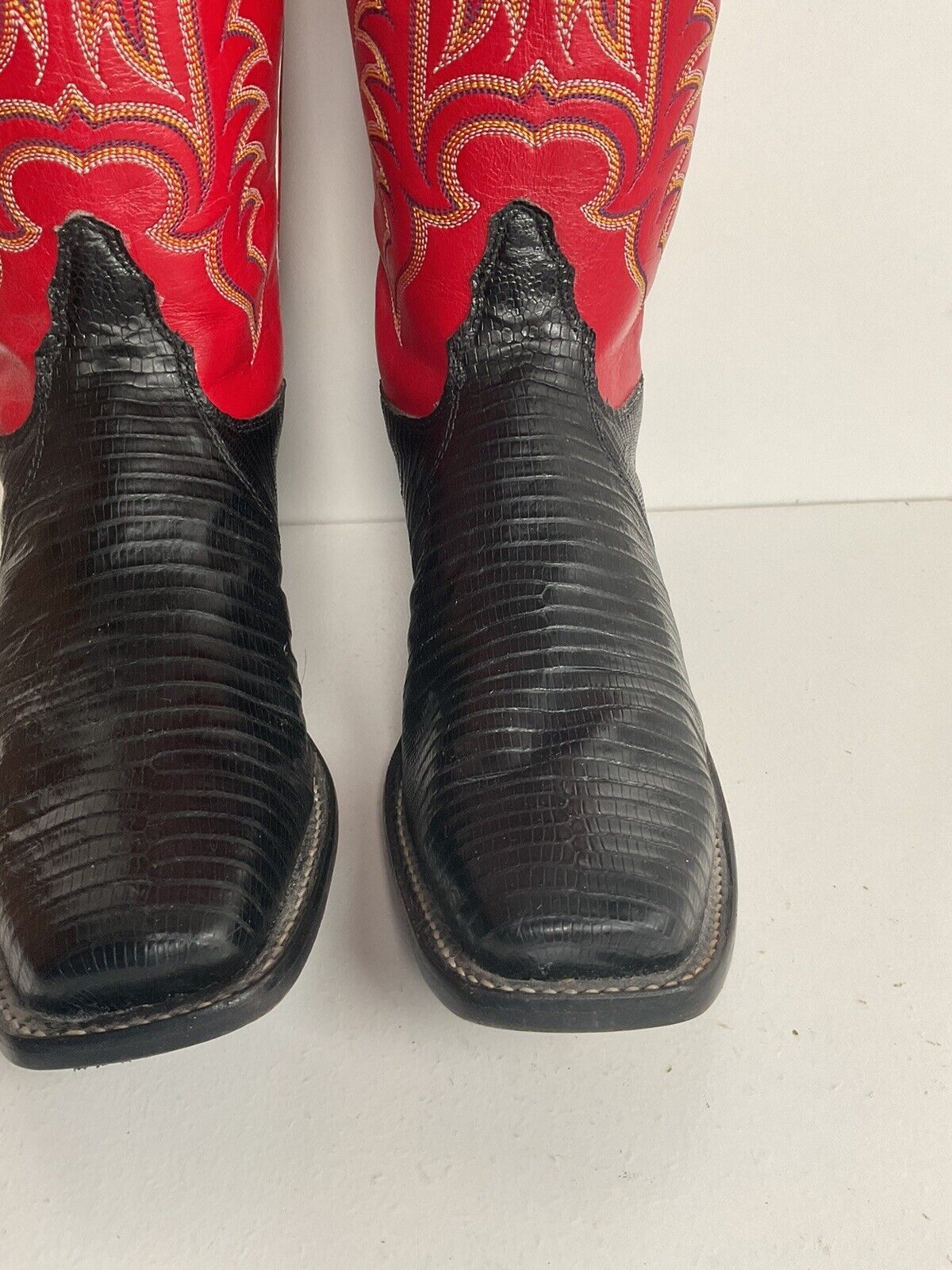 Tony Lama Women’s Lizard Vamp Cowgirl Boots 7.5 B USA Made Red Upper