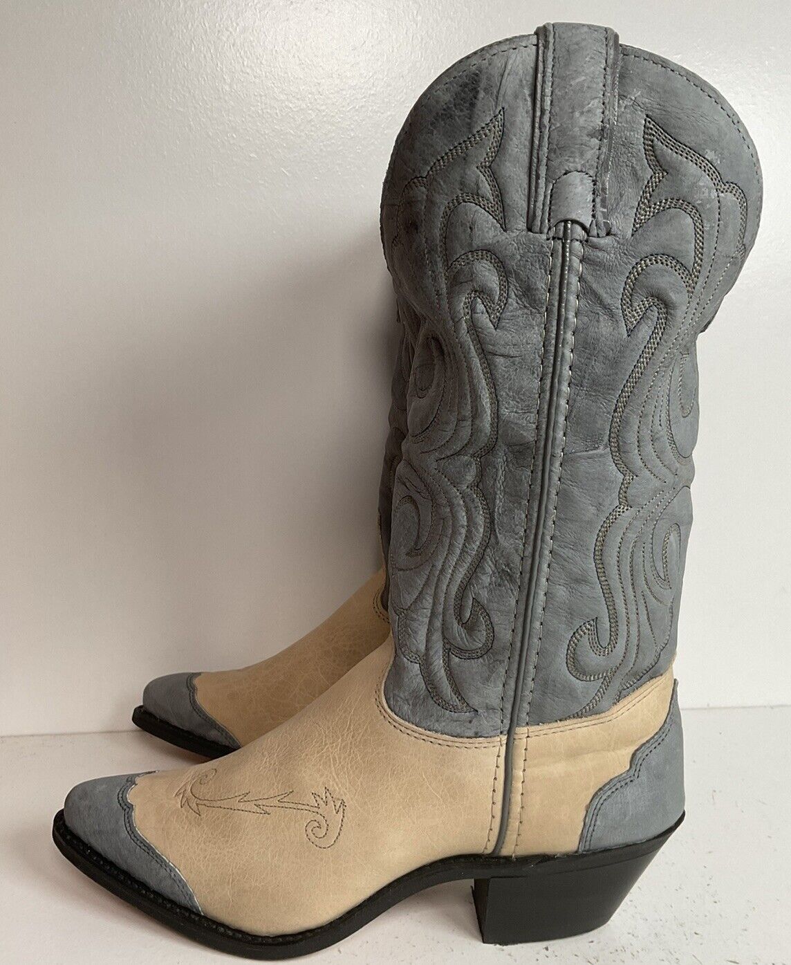 Vintage Wrangler Wingtip Cowgirl Boots 7.5 M Nubuck Suede