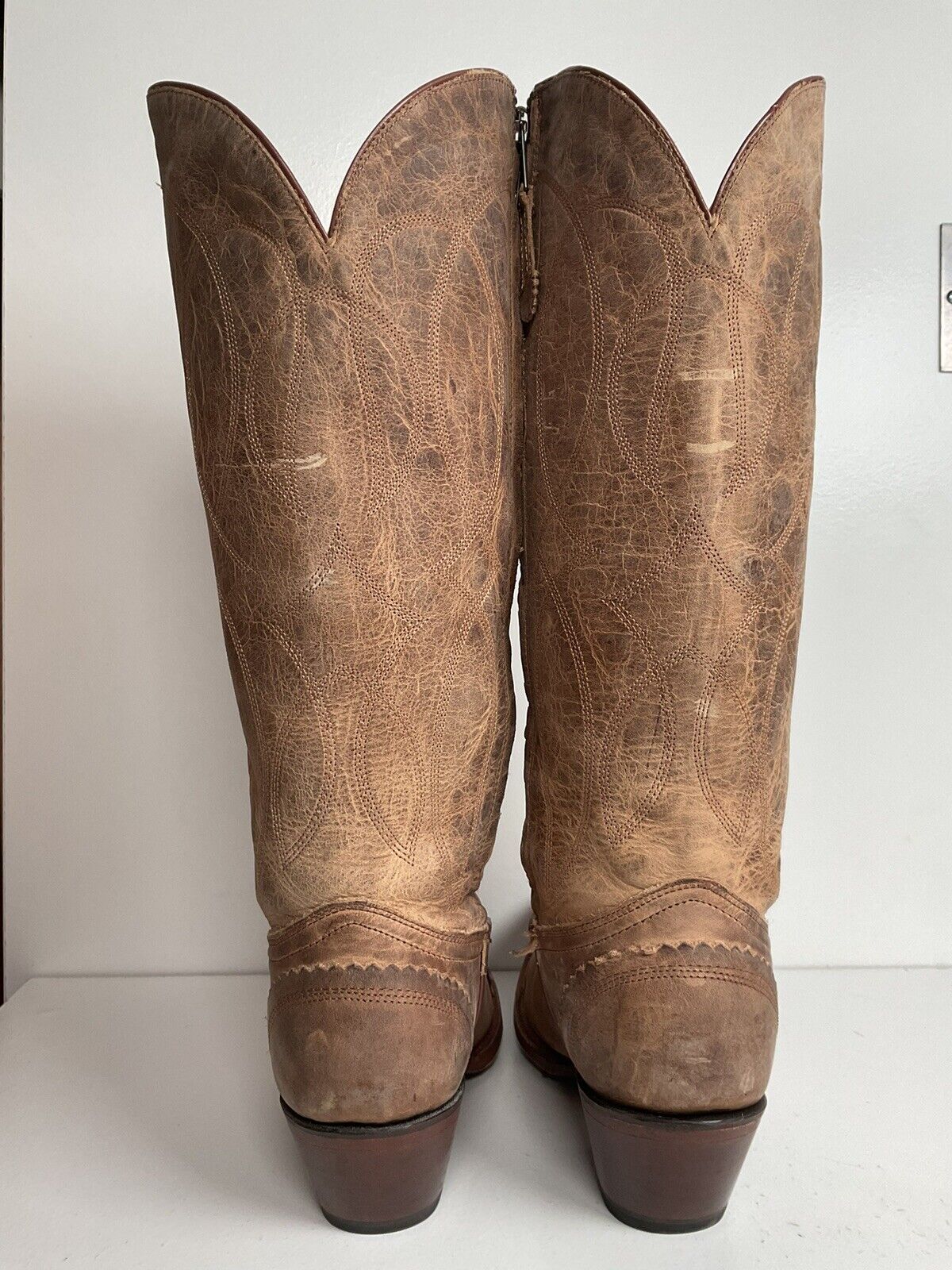 Tony Lama Women’s 16” Tall Latigo Western Boots 9 B Distressed Leather