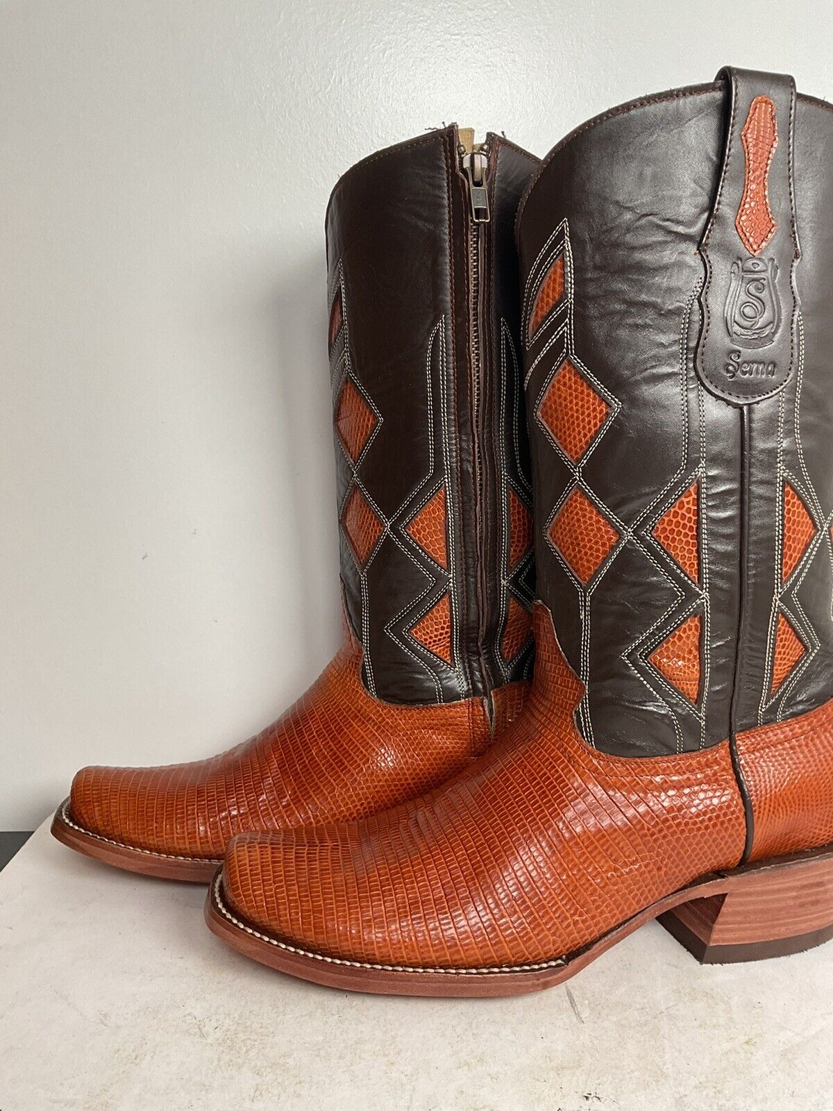 Serna Custom Cowboy Zipper Boots 10 Lizard Vamp, Tooled Inlay