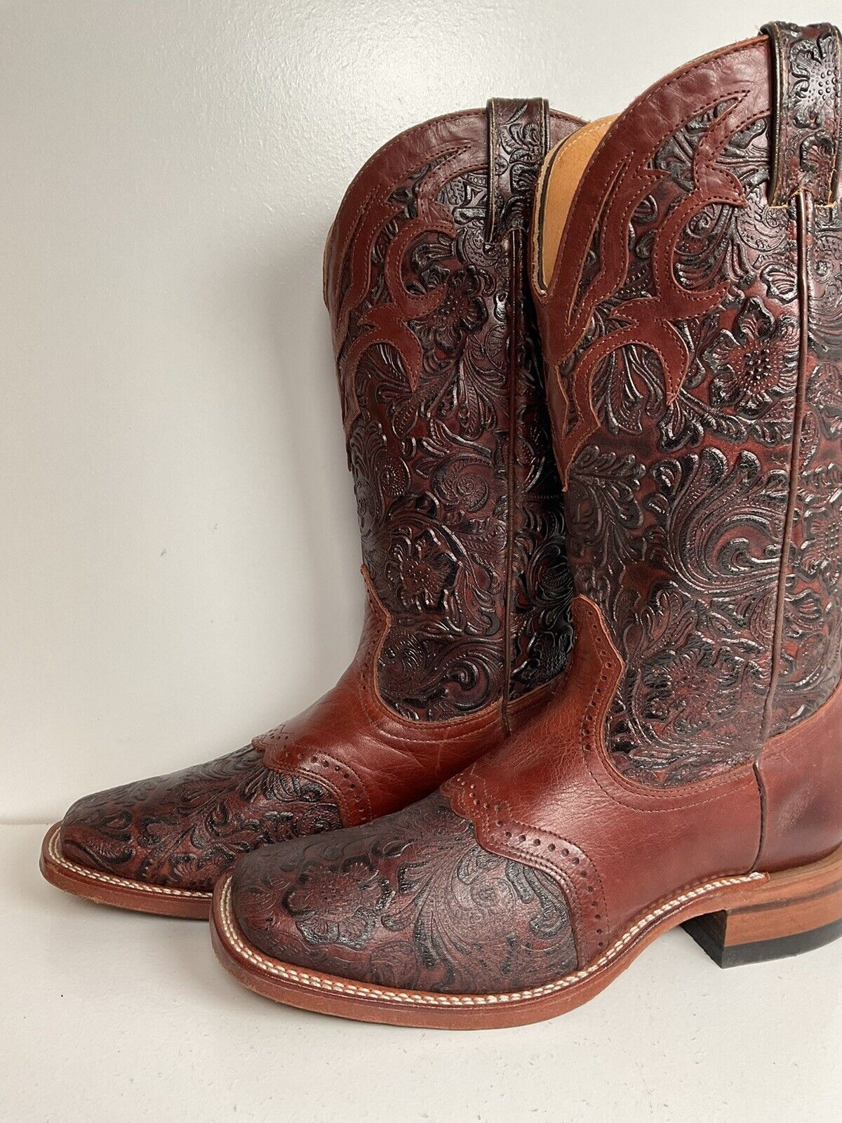 Boulet Hand Tooled Cowgirl Boots 9.5 C Square Toe