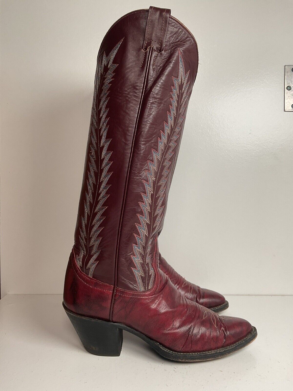 Vintage Larry Mahan 17” Tall Cowgirl Boots 8 B Burgundy Leather