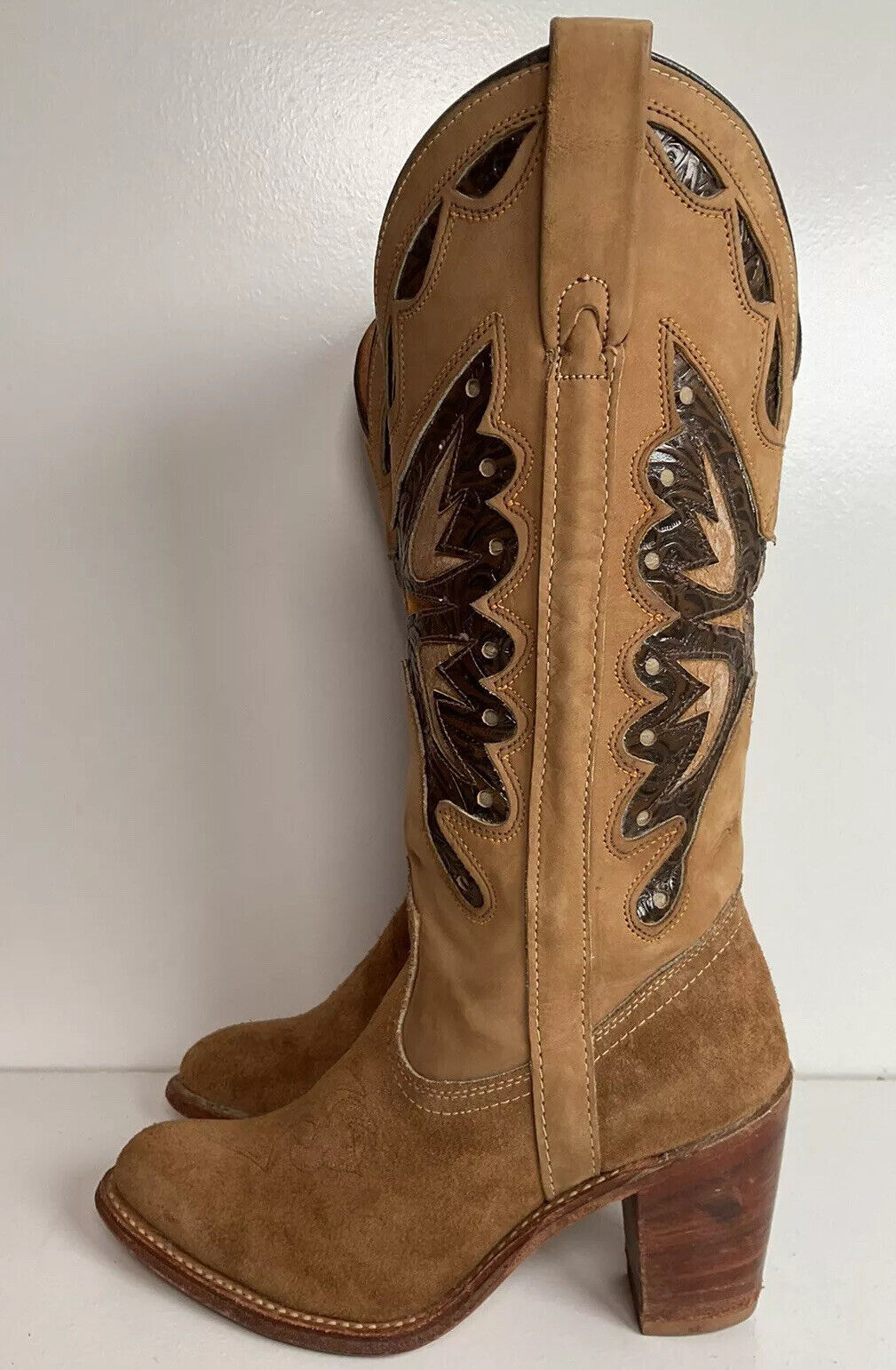 Vintage Miss Capezio Butterfly Inlay Cowgirl Boots 6.5 M USA Rough Out Suede