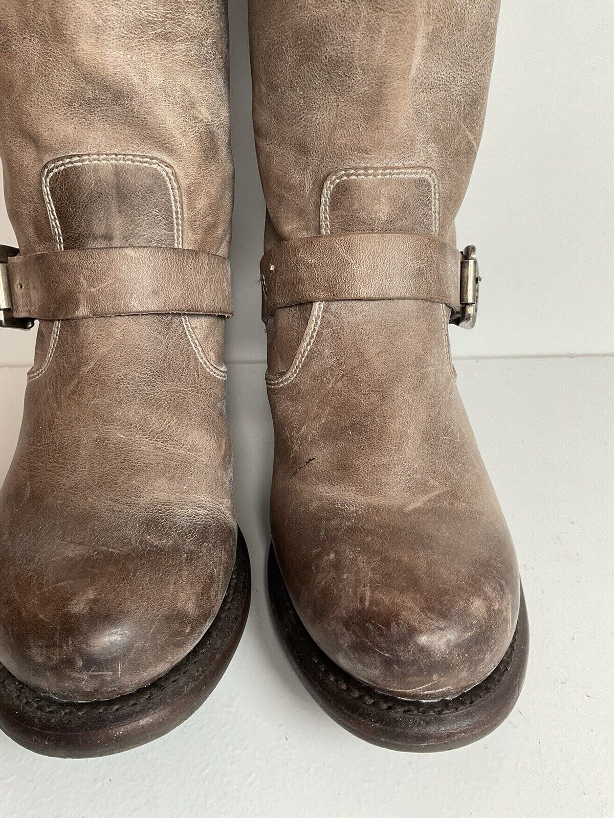 Frye Women’s Engineer Harness Boots 8 B Stacked Heel Taupe Grey