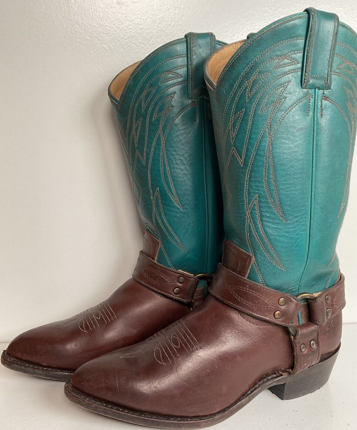 Frye Women’s Billy Teal Harness Western Boots 8.5 B