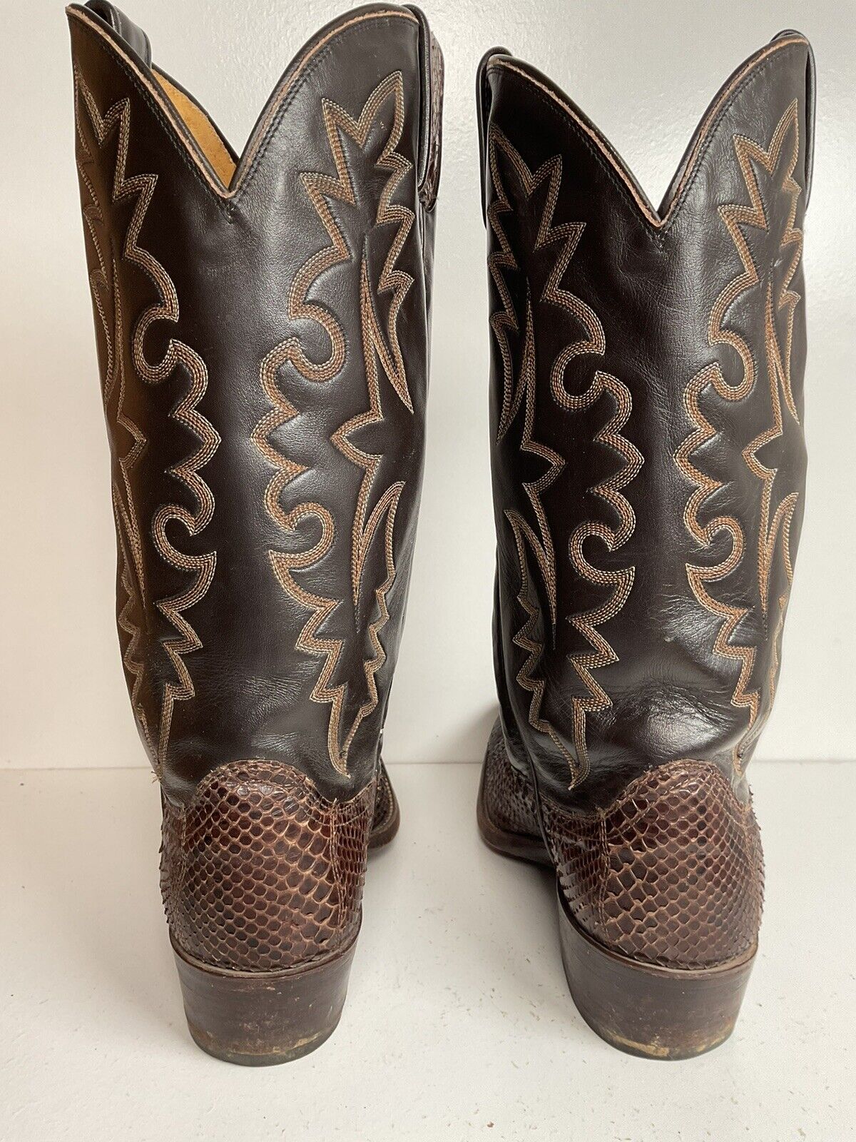 Vintage Dan Post Brown Front Cut Python Cowboy Boots 9.5 D Snakeskin USA Made