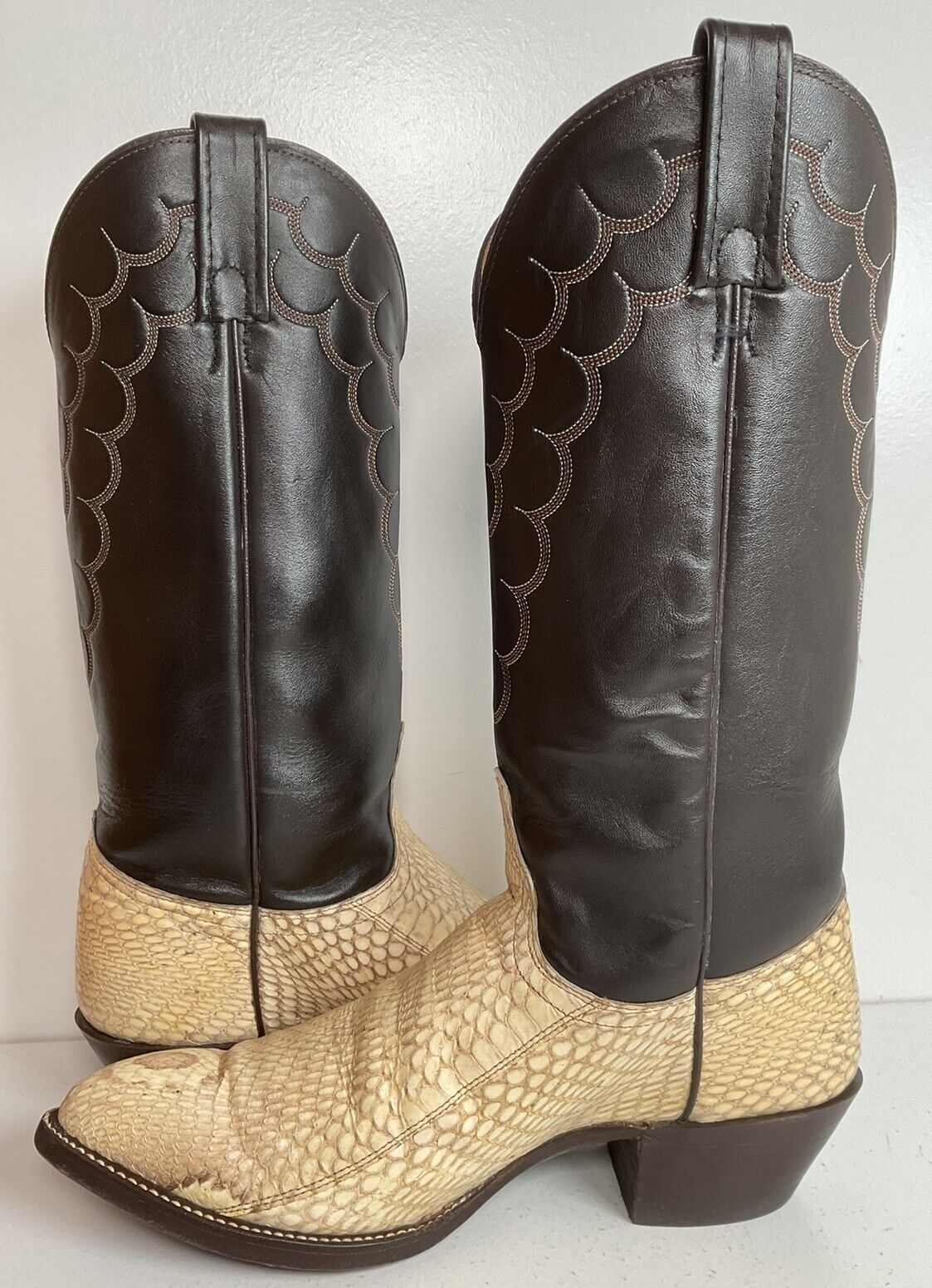 Vintage J Chisholm King Cobra Cowboy Boots 8 D Exotic Snakeskin Head Cut