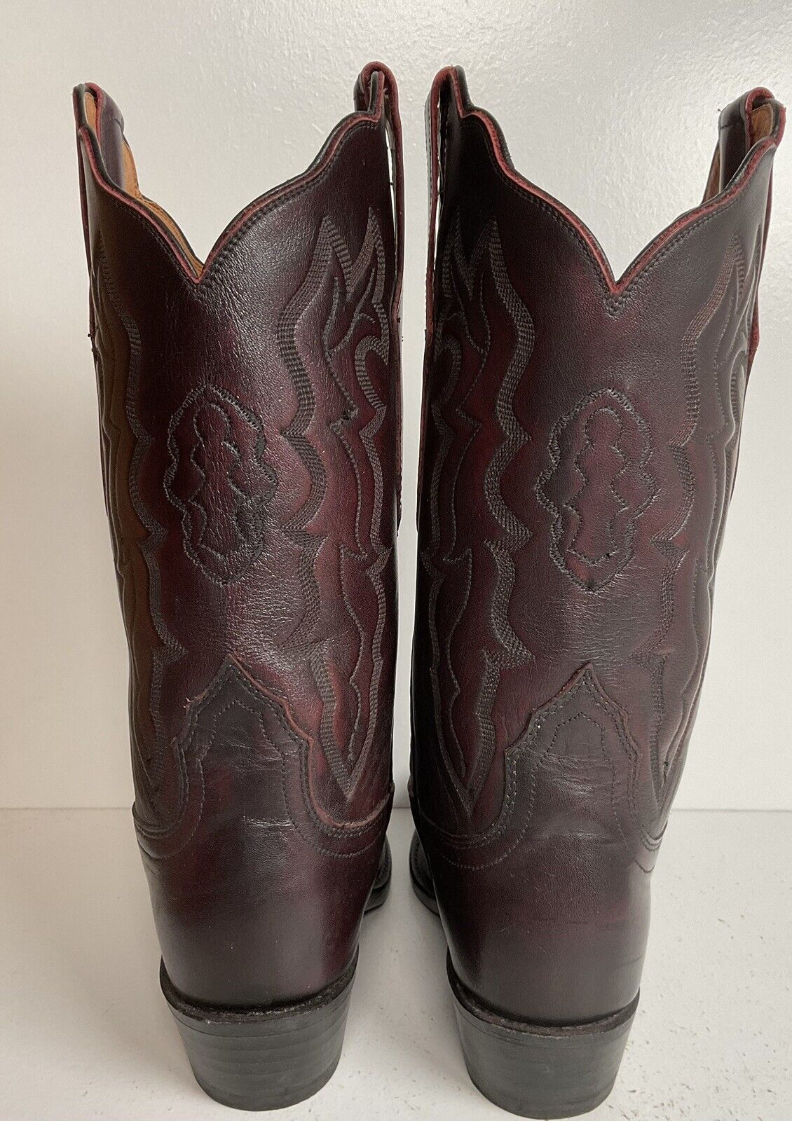 Vintage Lucchese 2000 Burgundy Leather Cowgirl Boots 6.5 B