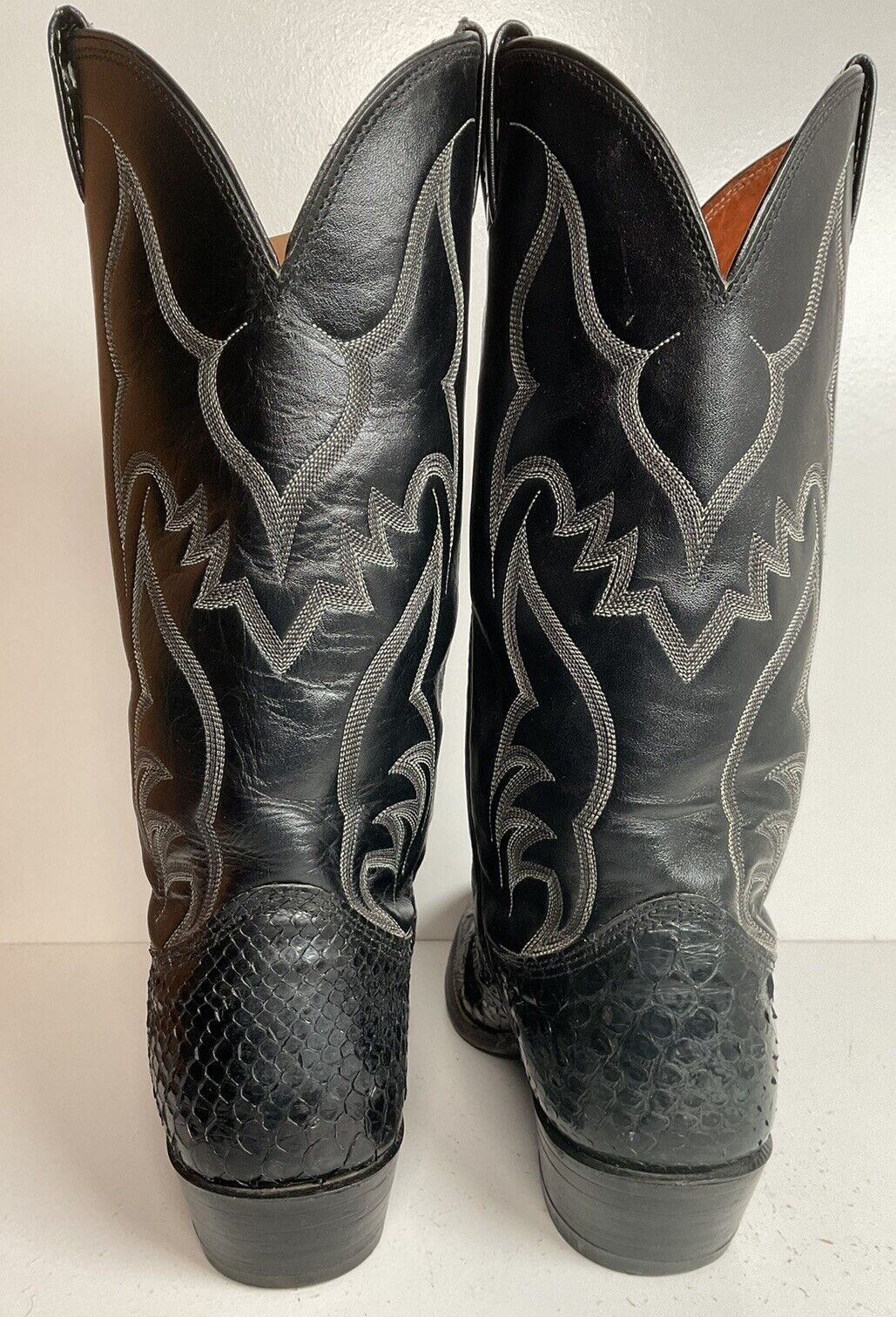 Vintage Nocona Black Boa Snakeskin Cowboy Boots 9 D Old Black Label Back Cut