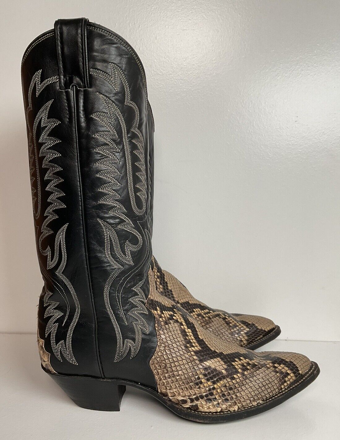 Justin Front Cut Python Snakeskin Cowboy Boots 8.5 D Triad USA Made