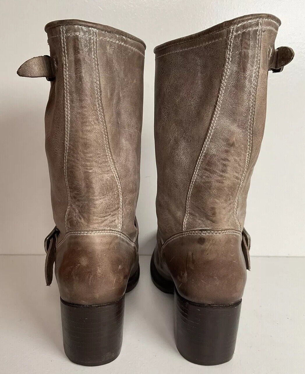 Frye Women’s Engineer Harness Boots 8 B Stacked Heel Taupe Grey