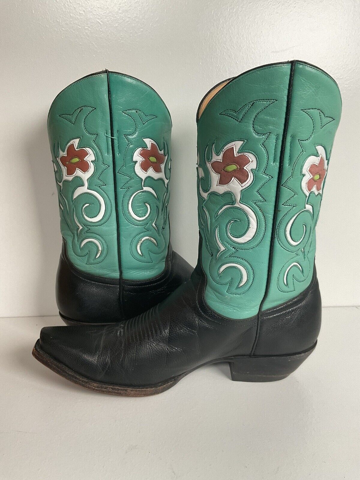 Old Gringo Turquoise Flower Cowgirl Boots 7 B Tooled Inlay Shorty