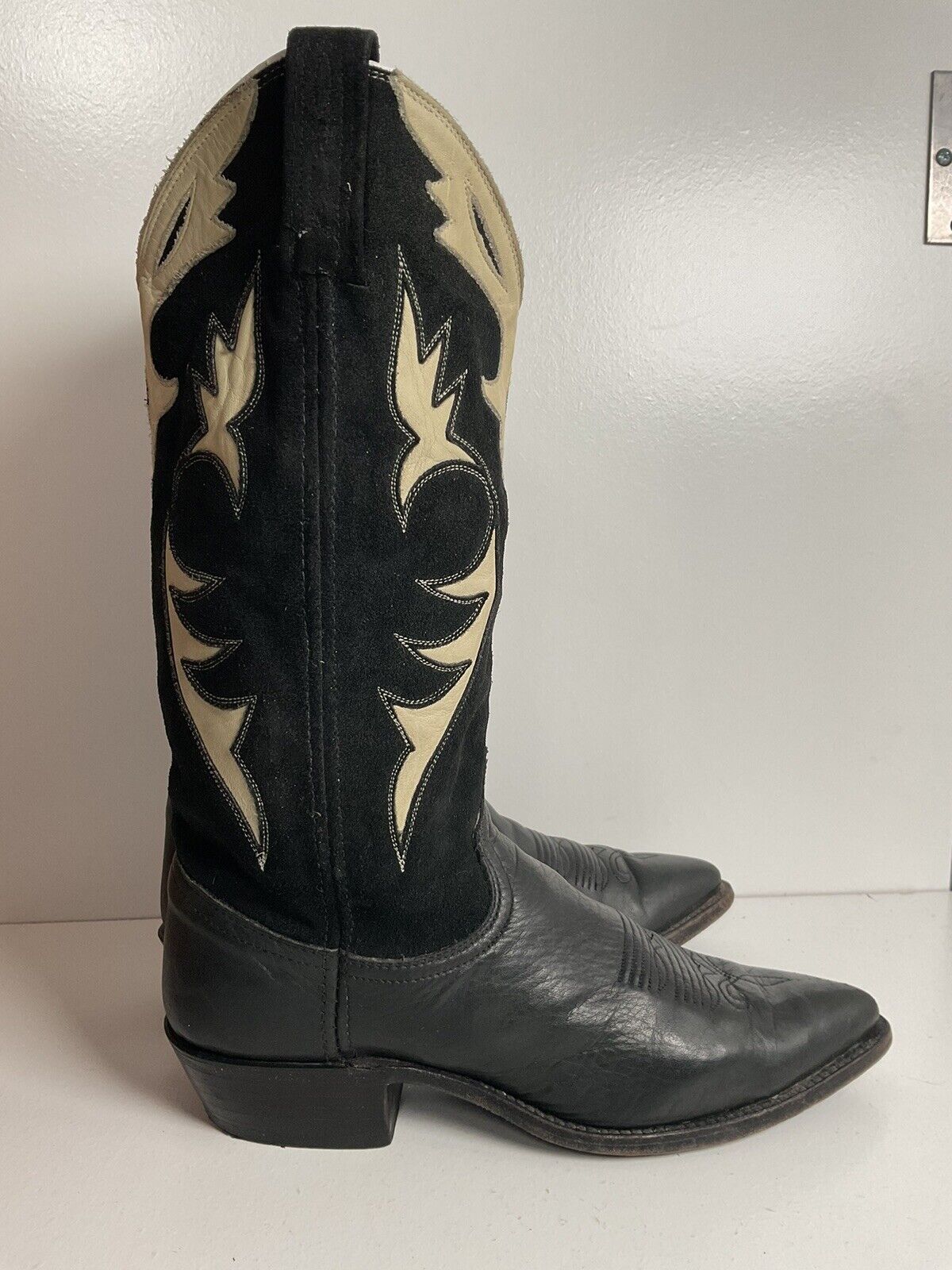 Vintage Dan Post Tooled Suede Leather Cowgirl Boots 7.5 M USA Made