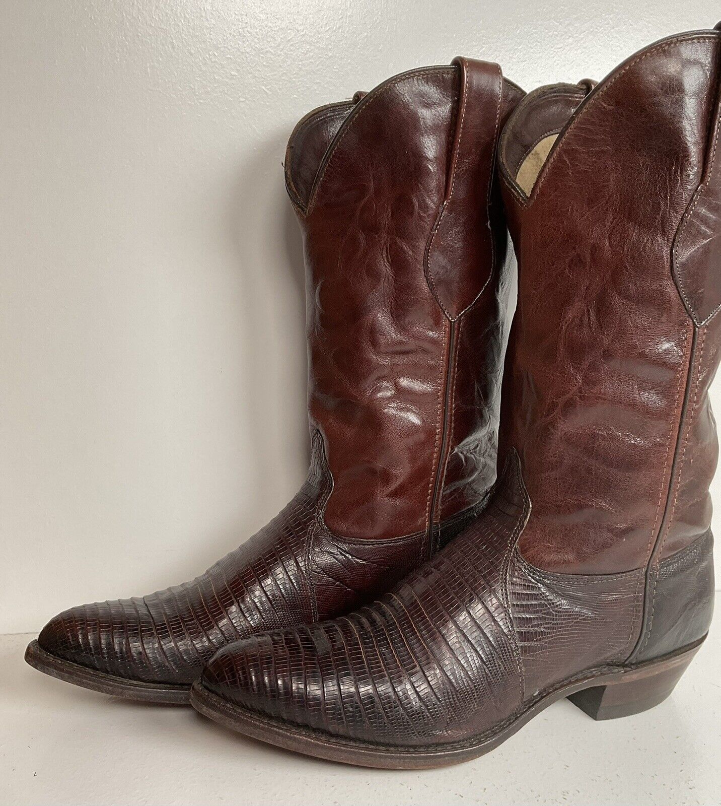 Vintage Wrangler Teju Lizard Cowboy Boots 9.5 M USA Mahogany Brown