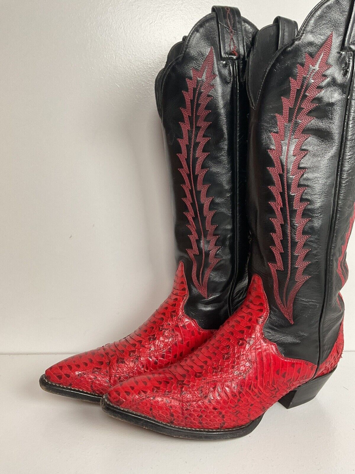 Tony Lama 15” Tall Red Snakeskin Cowgirl Boots 6 M Thieves Market