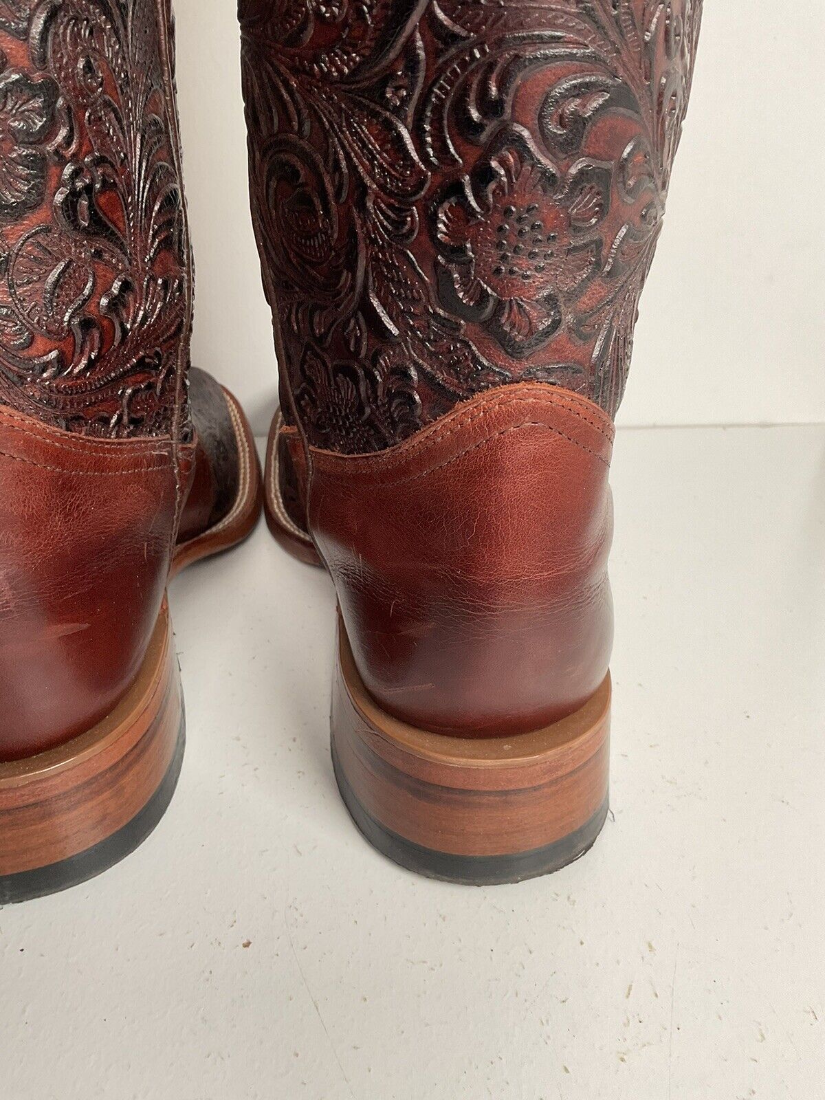 Boulet Hand Tooled Cowgirl Boots 9.5 C Square Toe