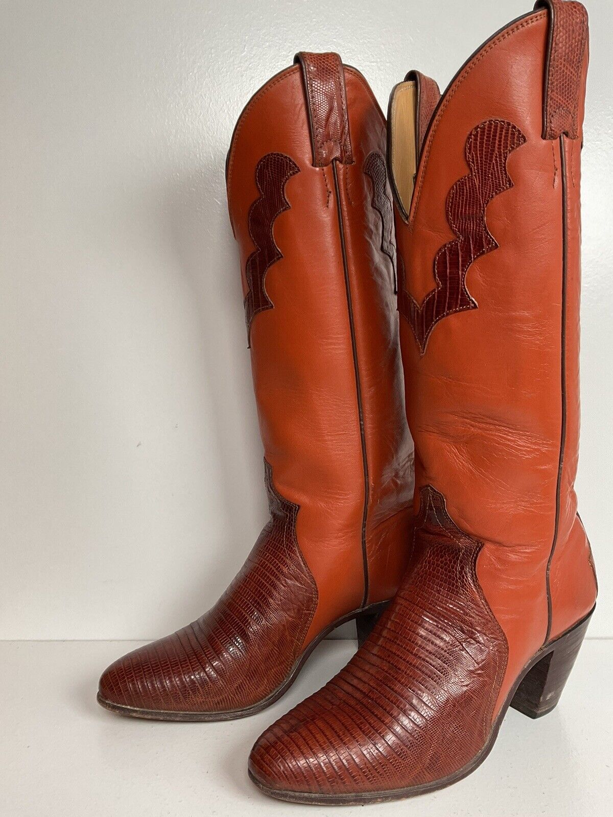 Vintage Justin 16” Tall Orange Cowgirl Boots 6.5 B Triad Tooled Lizard Overlay