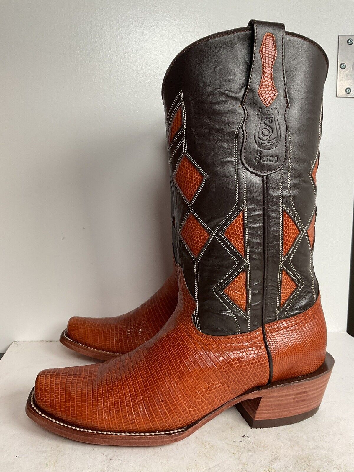 Serna Custom Cowboy Zipper Boots 10 Lizard Vamp, Tooled Inlay