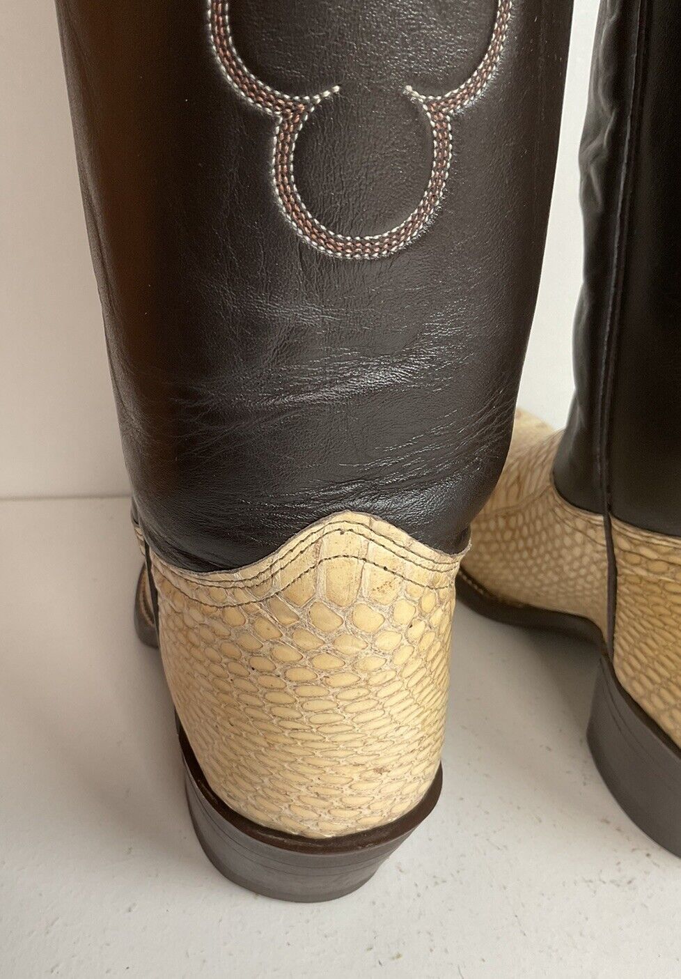 Vintage J Chisholm King Cobra Cowboy Boots 8 D Exotic Snakeskin Head Cut