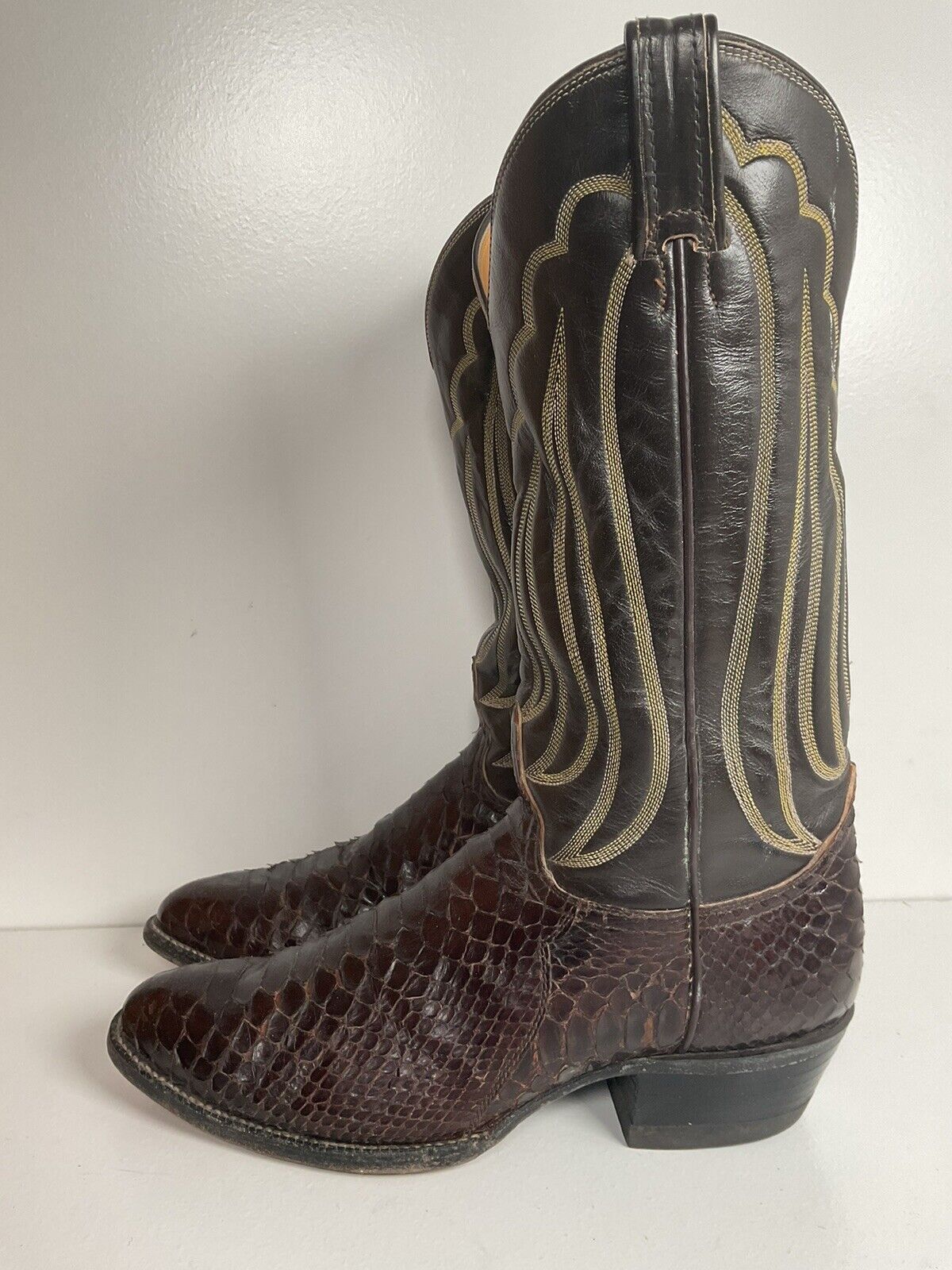 Vintage Tony Lama Back Cut Python Cowboy Boots 8.5 D Dark Brown Snakeskin