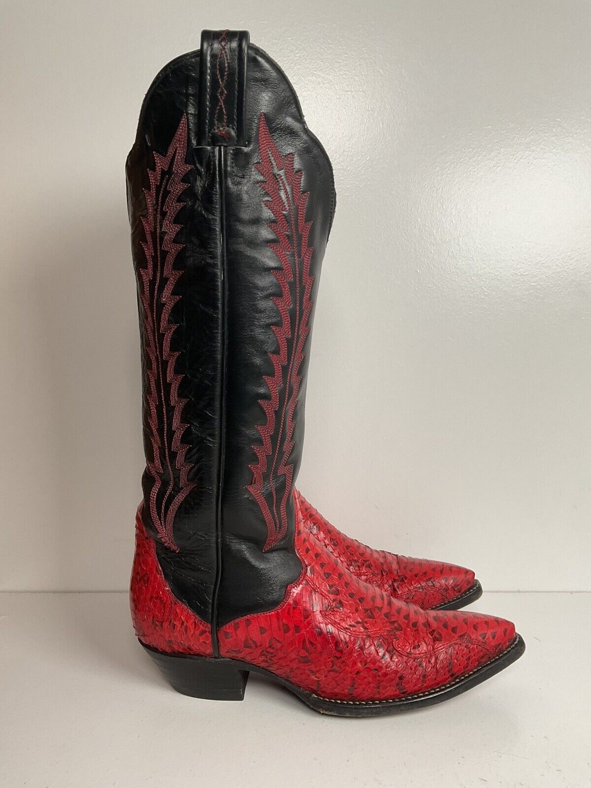 Tony Lama 15” Tall Red Snakeskin Cowgirl Boots 6 M Thieves Market